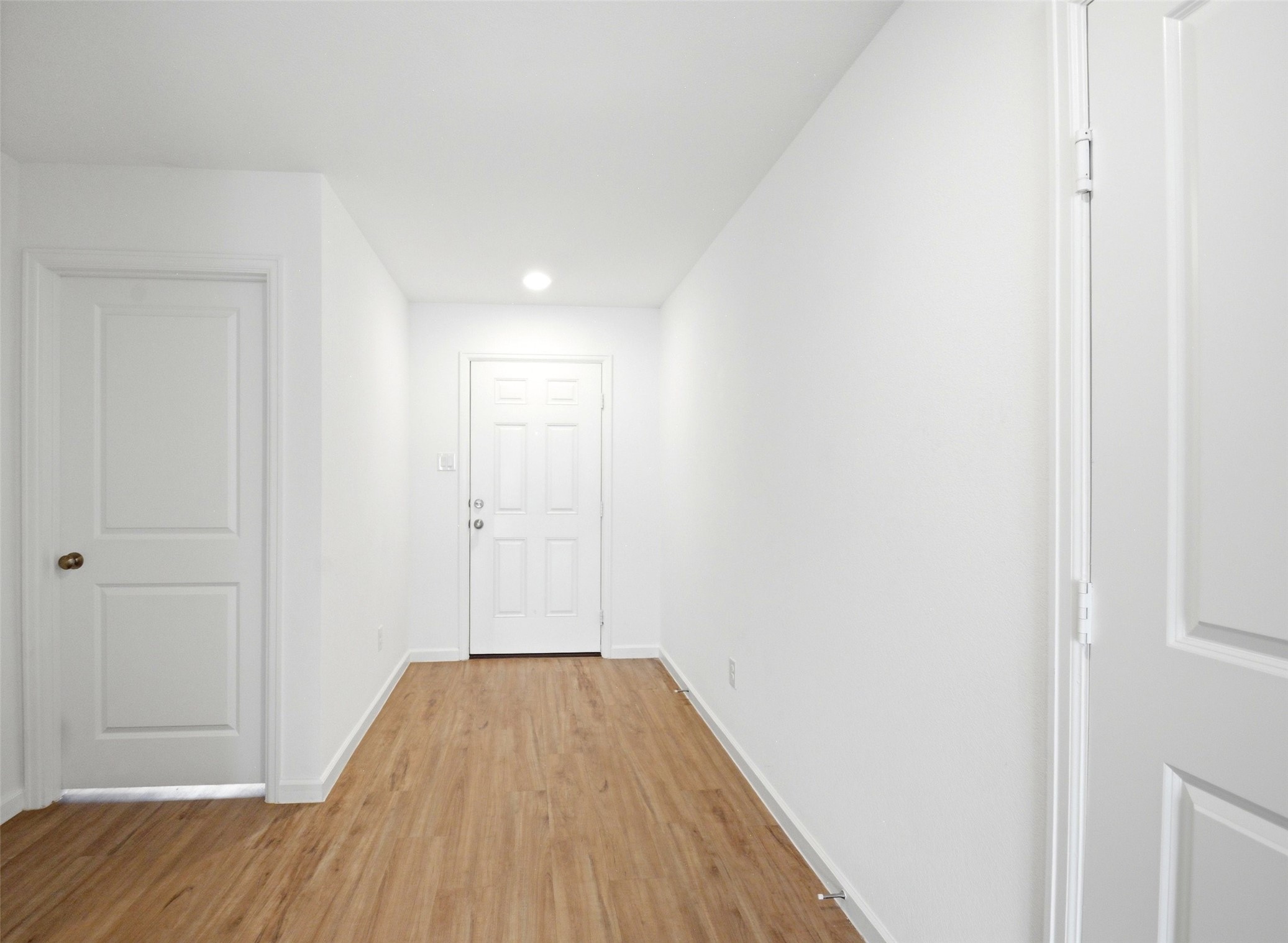 27147 Breakaway Lane Property Photo 3