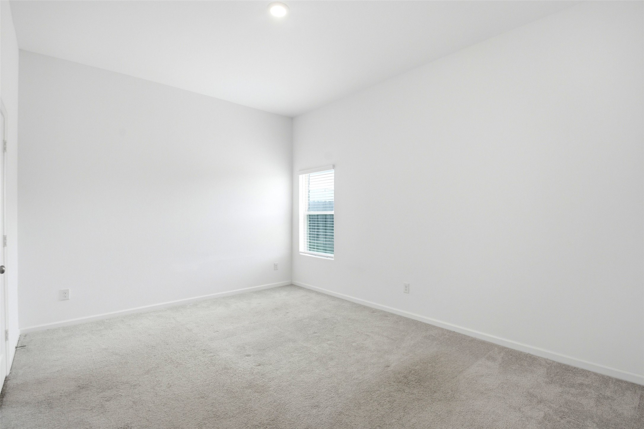 27147 Breakaway Lane Property Photo 17