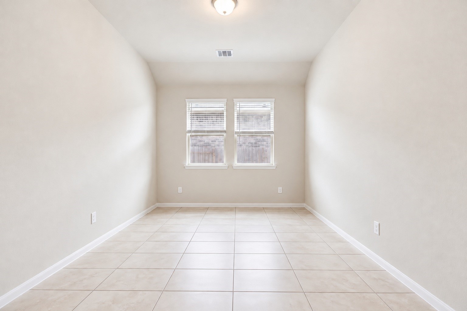 28934 Canyon Oak Drive Property Photo 10