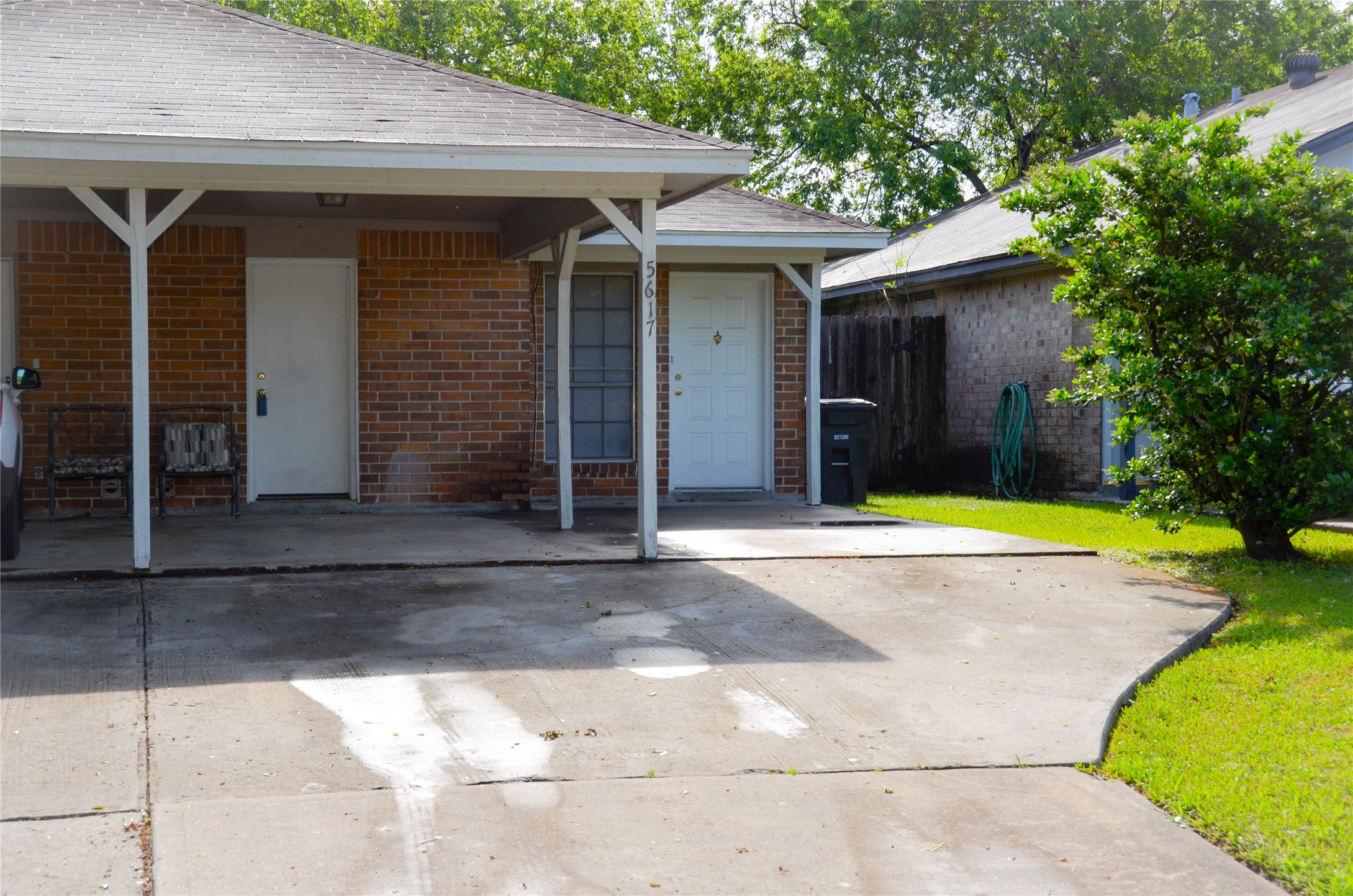 5617 Cripple Brook Court Property Photo 2