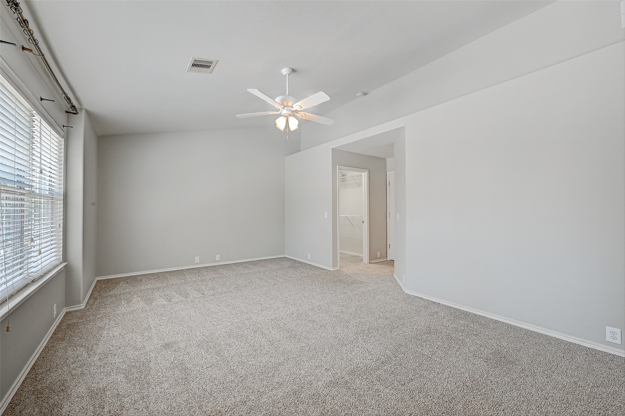 13600 Breton Ridge Street 32c Property Photo 37