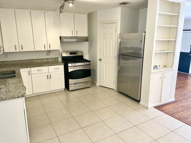 14 Gulf Lane Property Photo 17