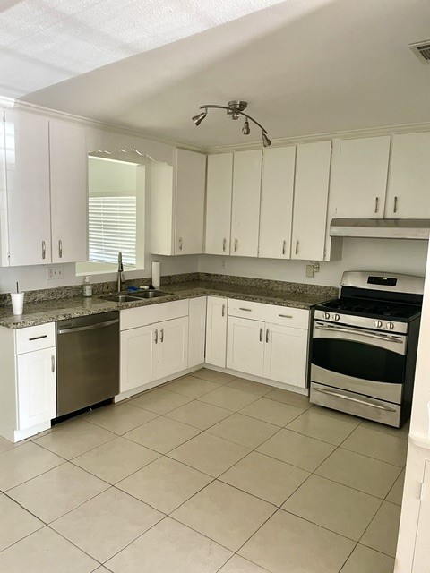 14 Gulf Lane Property Photo 18