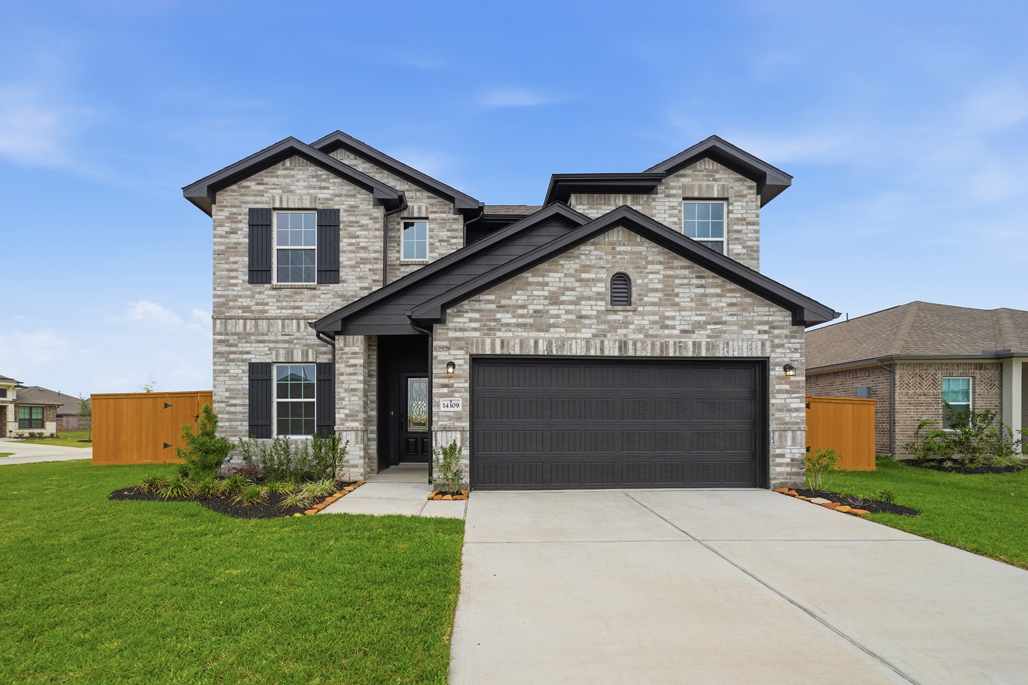 14309 Pine Cliffs Drive Property Photo 1