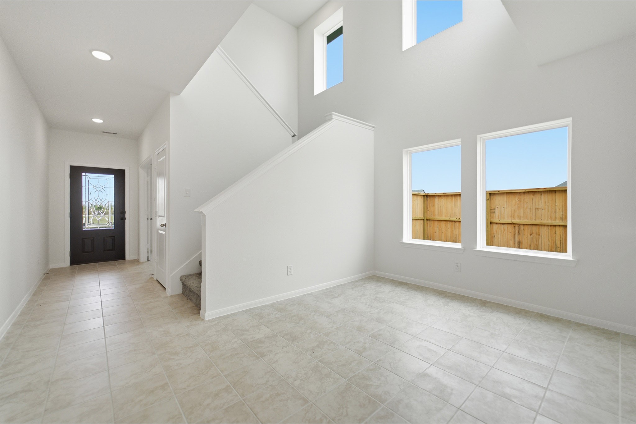 14309 Pine Cliffs Drive Property Photo 7