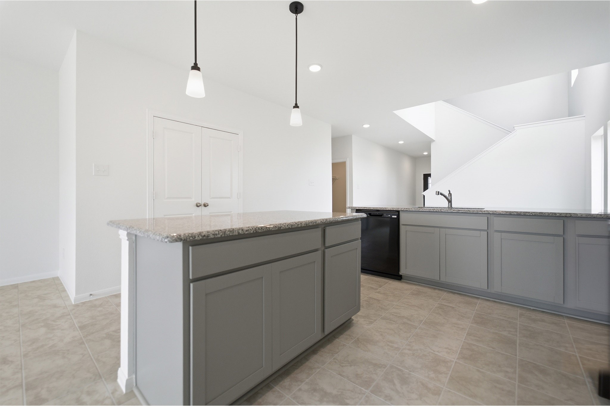 14309 Pine Cliffs Drive Property Photo 12
