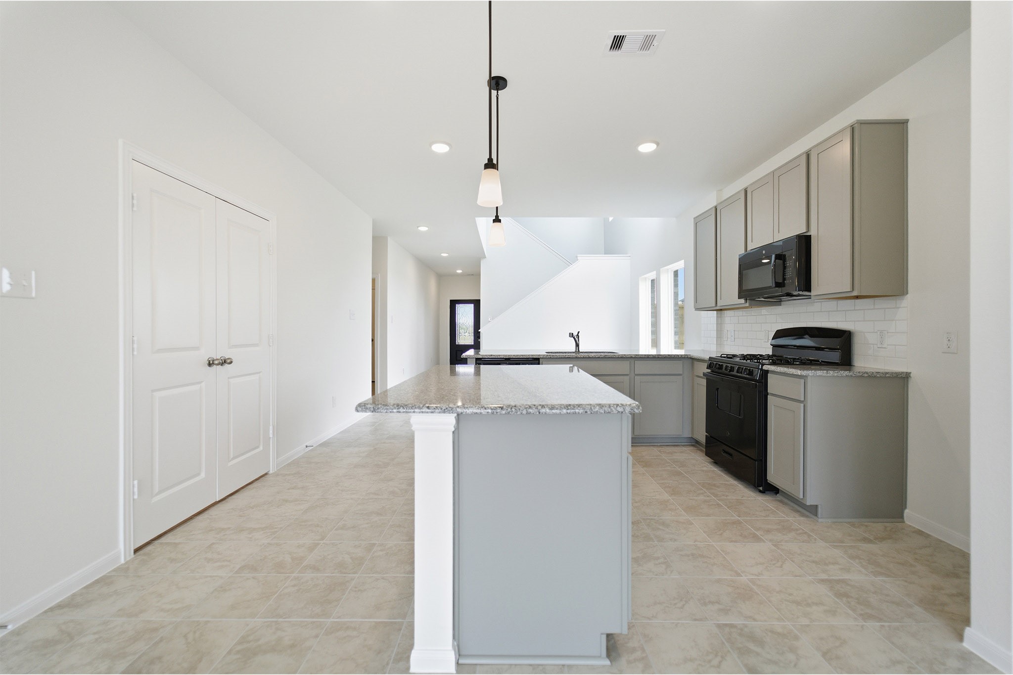 14309 Pine Cliffs Drive Property Photo 14