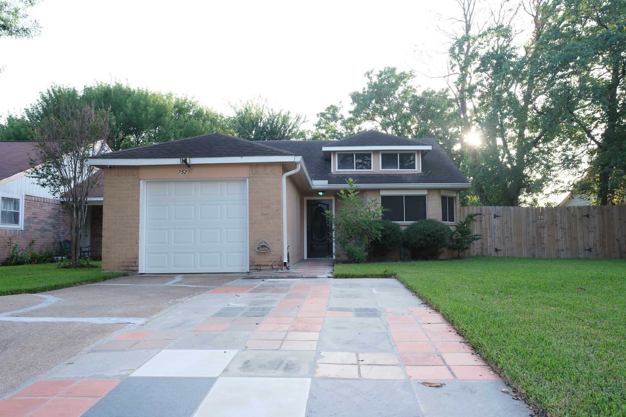 7521 Brookleaf Drive Property Photo 1