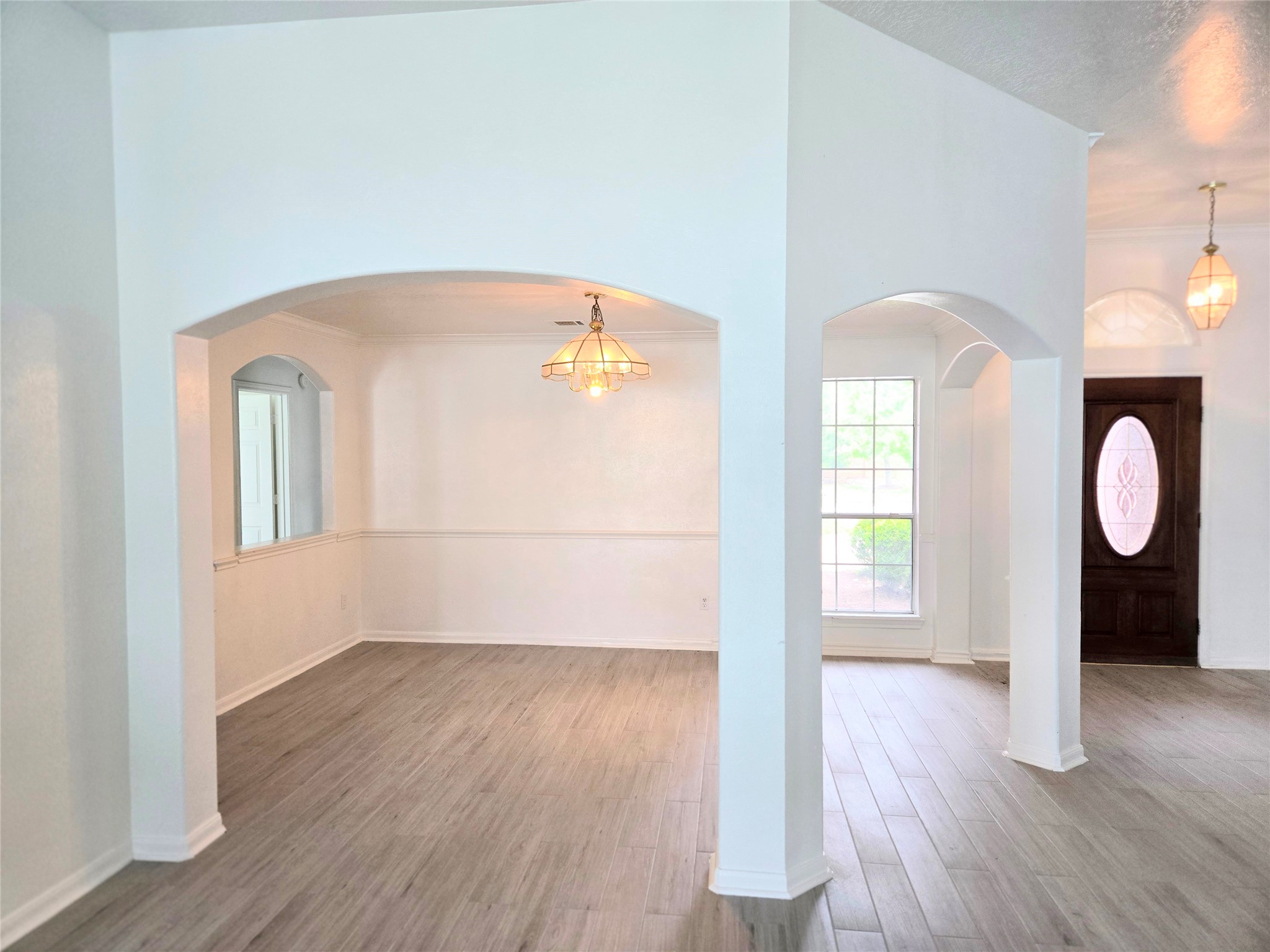 4018 Crystal Lake Circle N Property Photo 12
