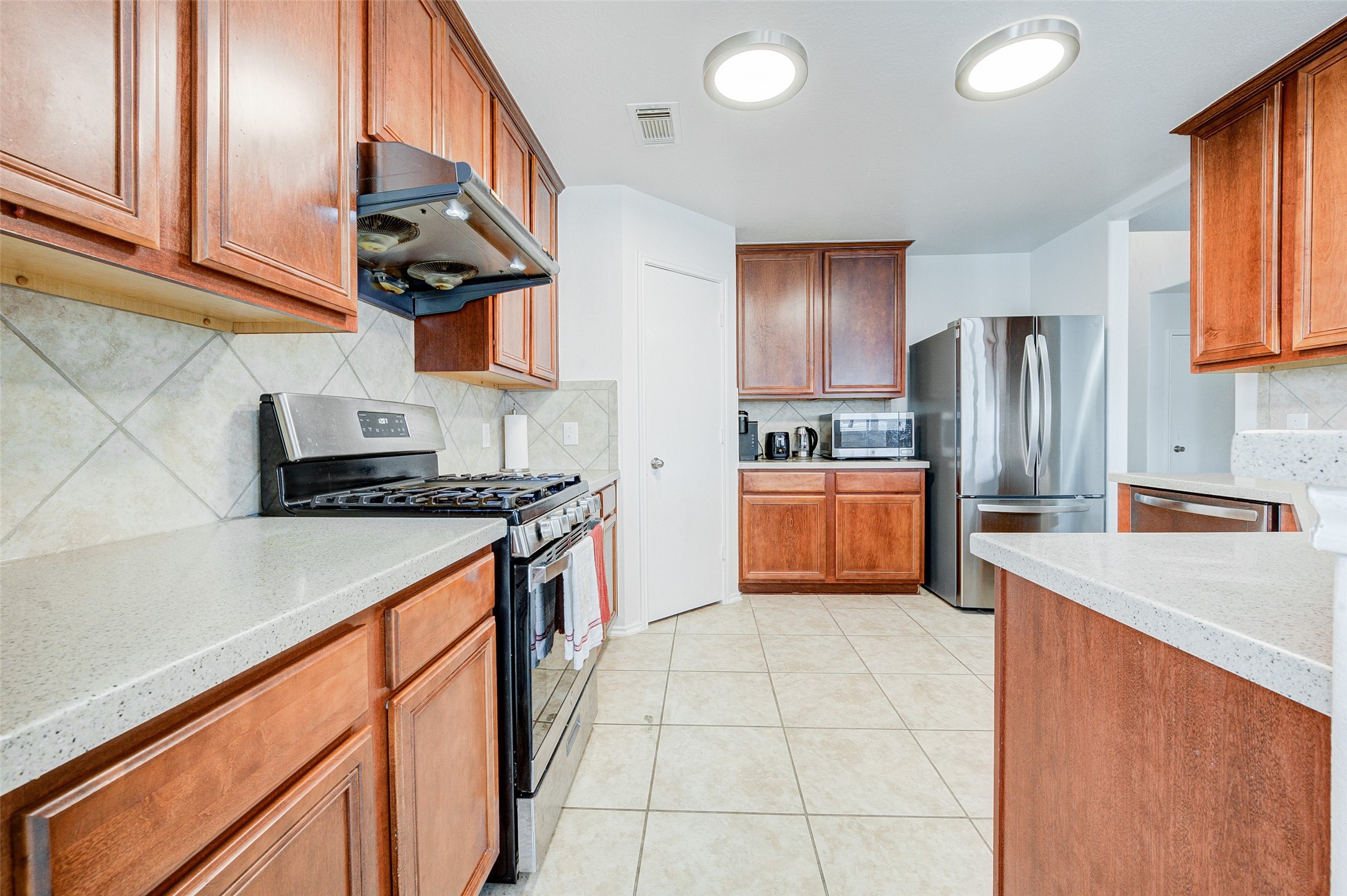 2715 Eros Lane Property Photo 10