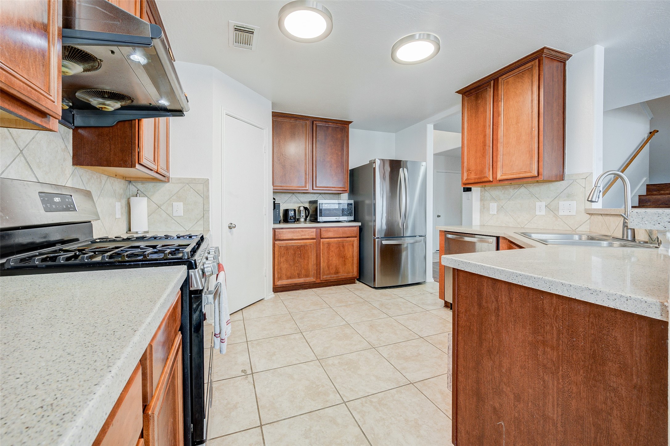 2715 Eros Lane Property Photo 11