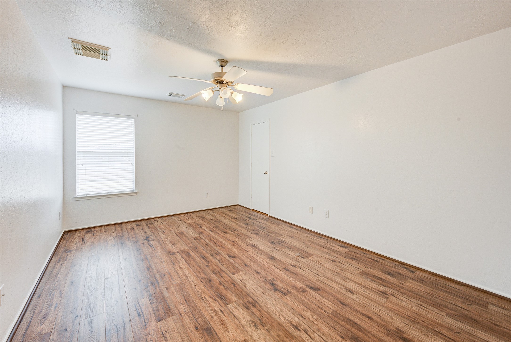 2715 Eros Lane Property Photo 26