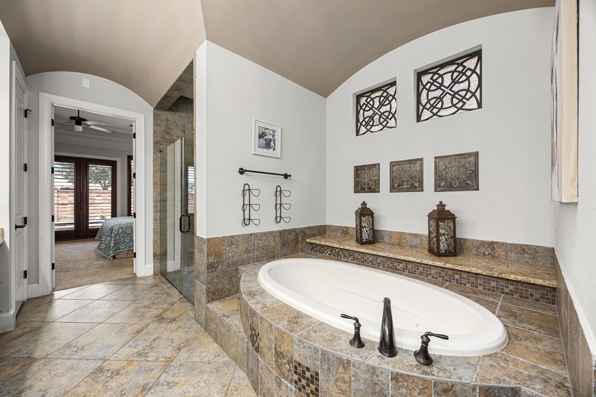 11418 Lazarro Lane Property Photo 8