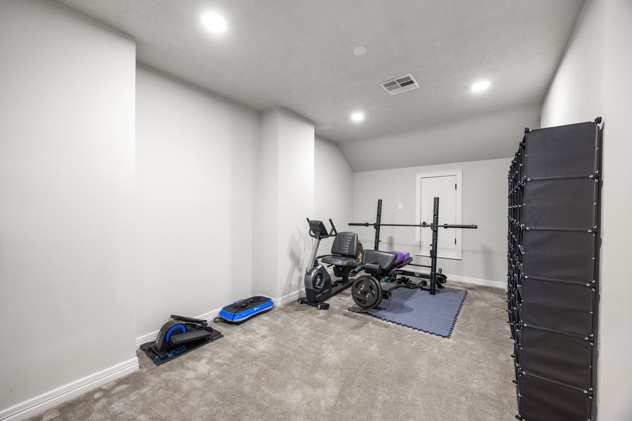 11418 Lazarro Lane Property Photo 28