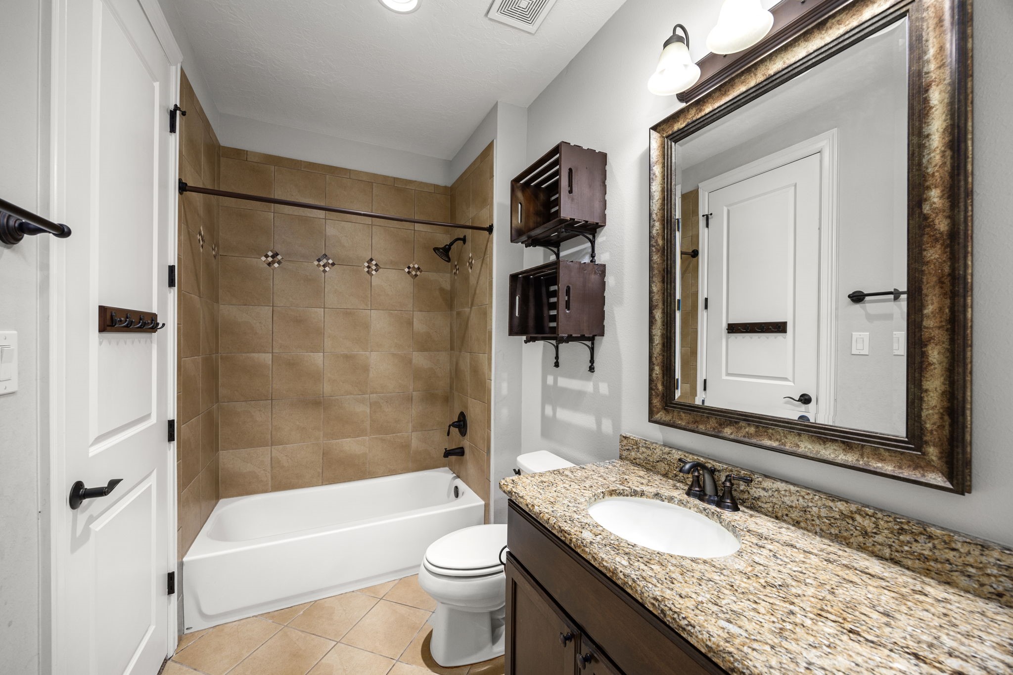 11418 Lazarro Lane Property Photo 34