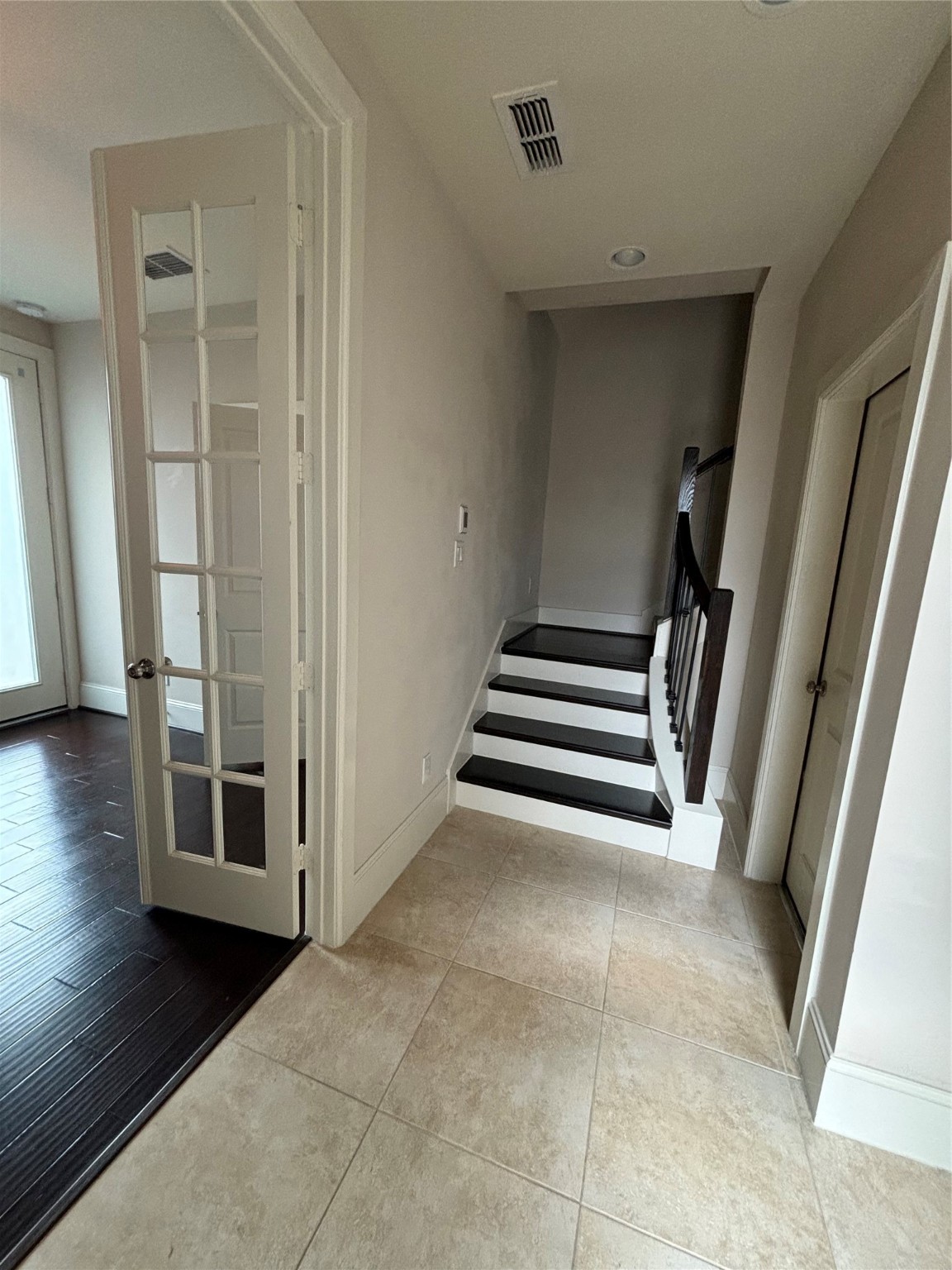 5413 Larkin Street Property Photo 16