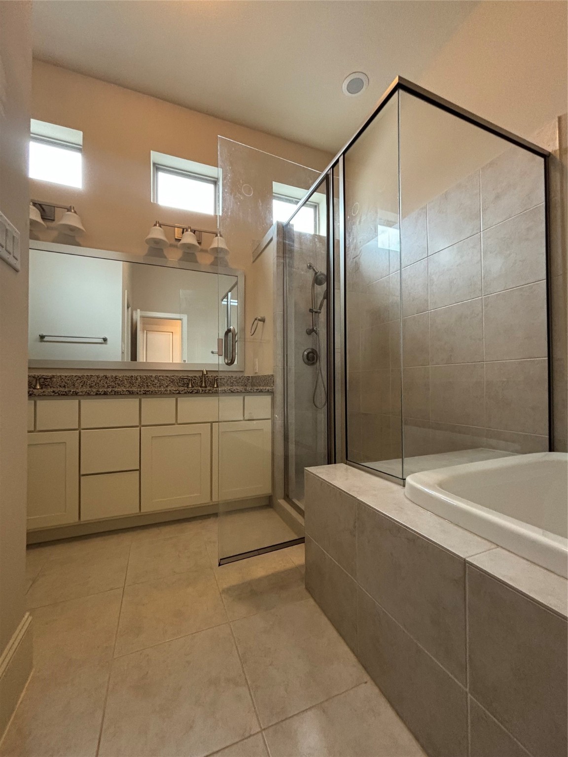 5413 Larkin Street Property Photo 23
