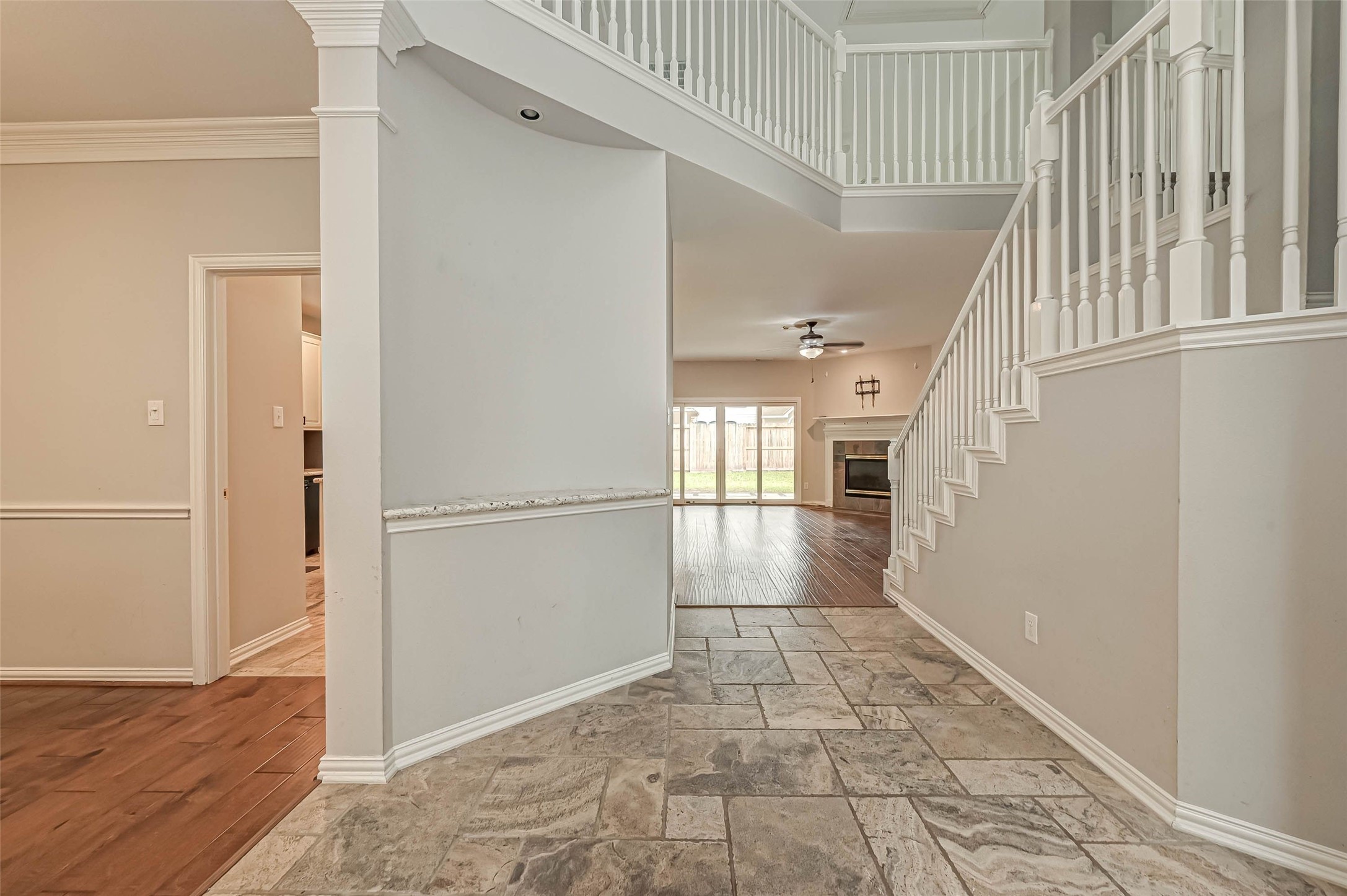 22714 Blenfield Property Photo 4