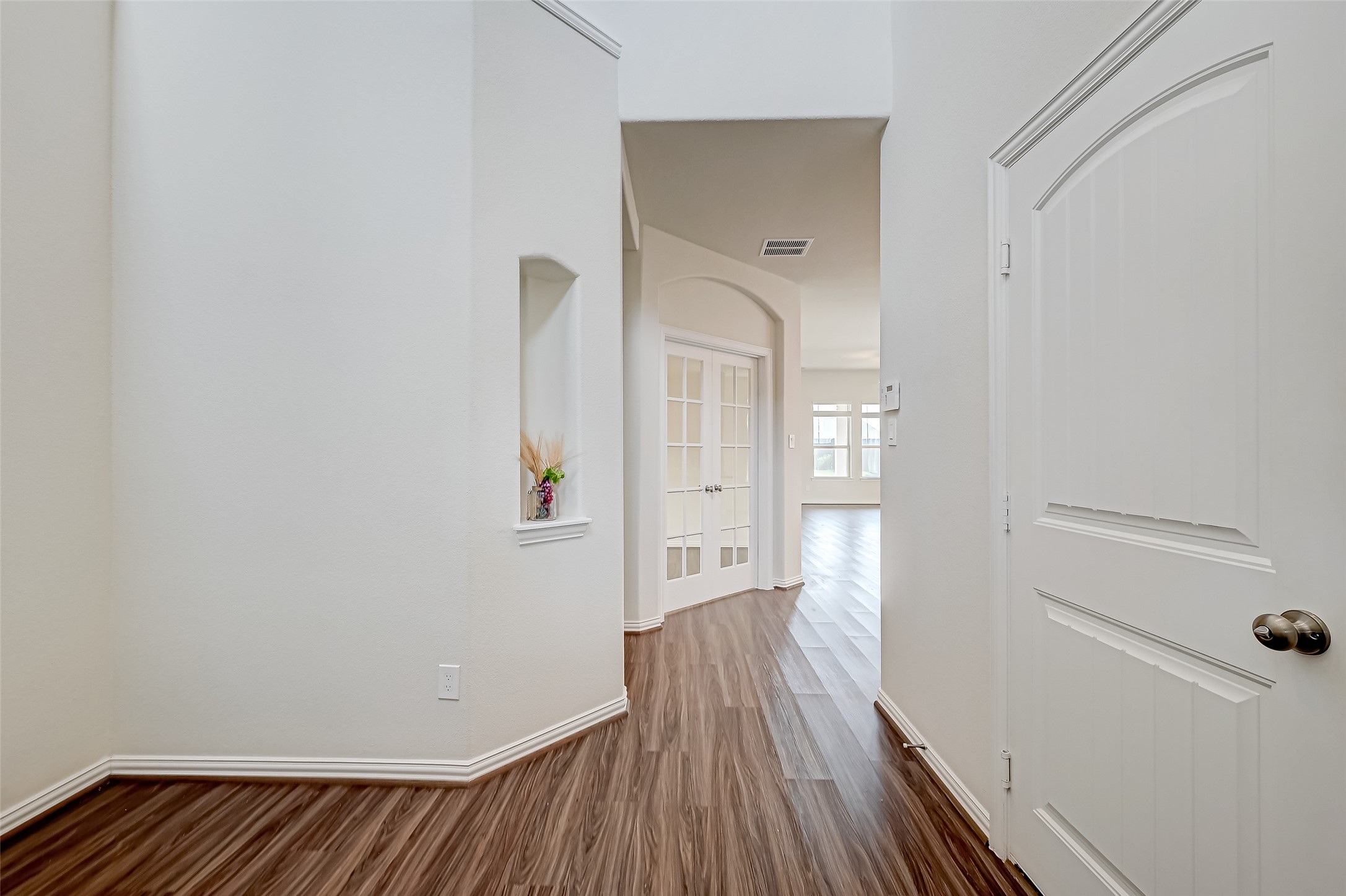 30822 Lake Spur Manor Property Photo 9