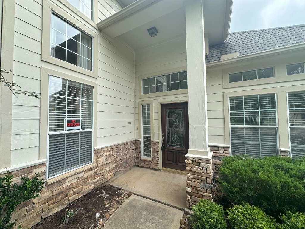 7203 Welshwood Lane Property Photo 3