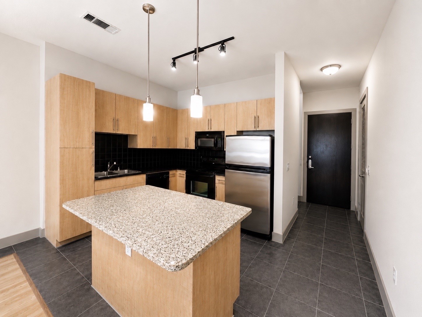 3660 Richmond St Avenue 174 Property Photo 4