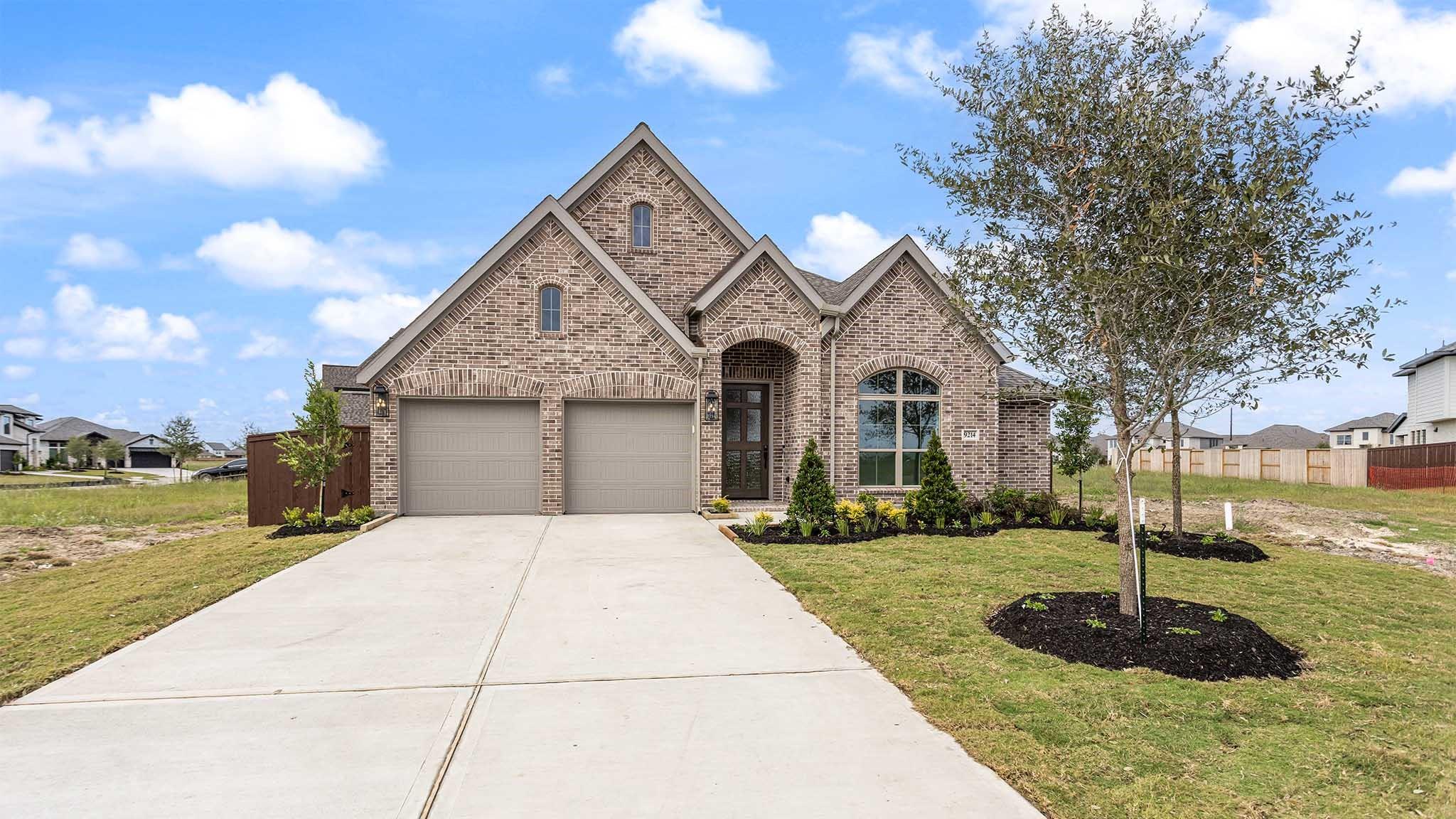 9214 Swenson Court, Manvel Tx 77578 Property Photo 2