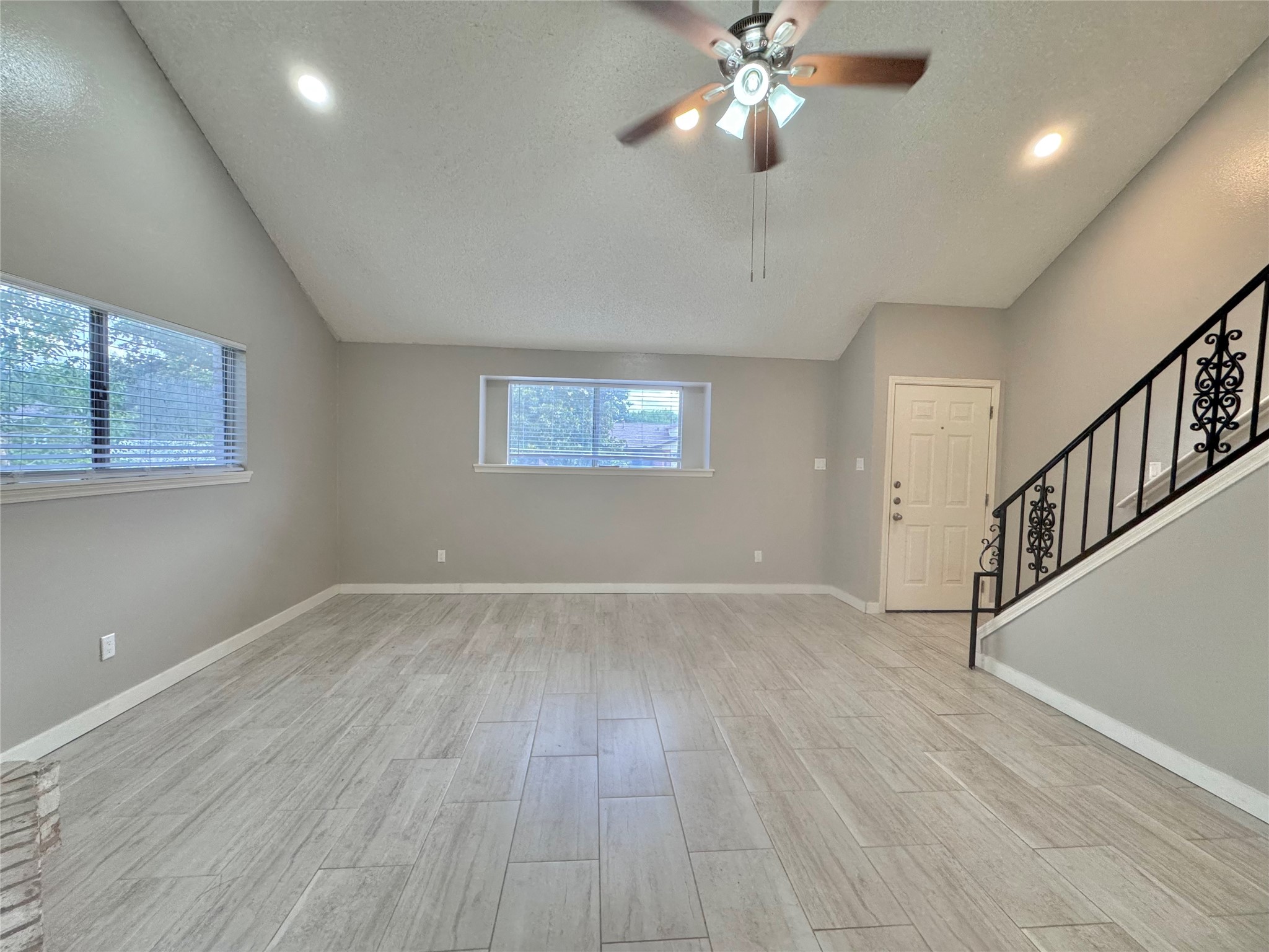 9414 Crystal Cove Circle Property Photo 7