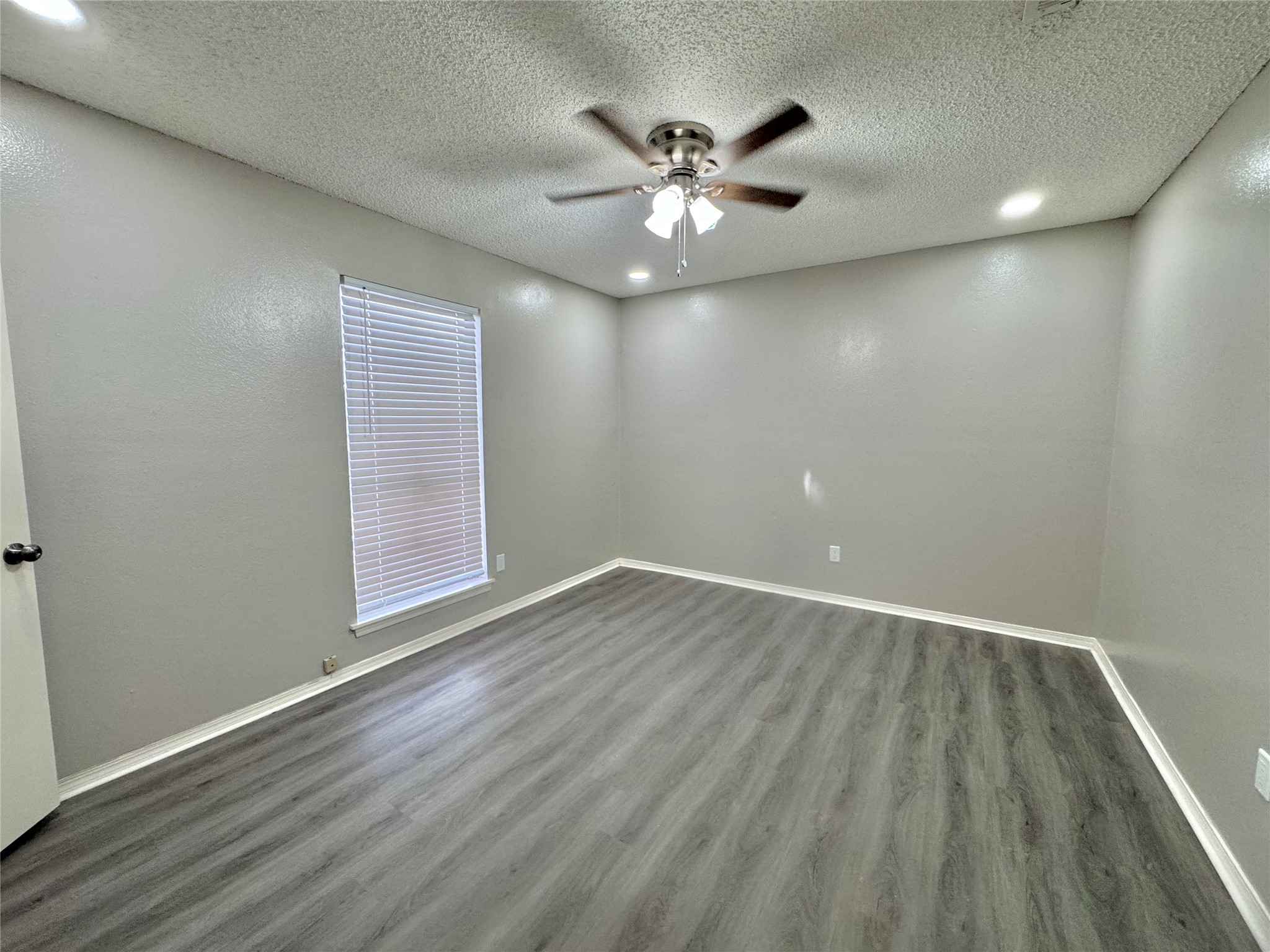9414 Crystal Cove Circle Property Photo 9