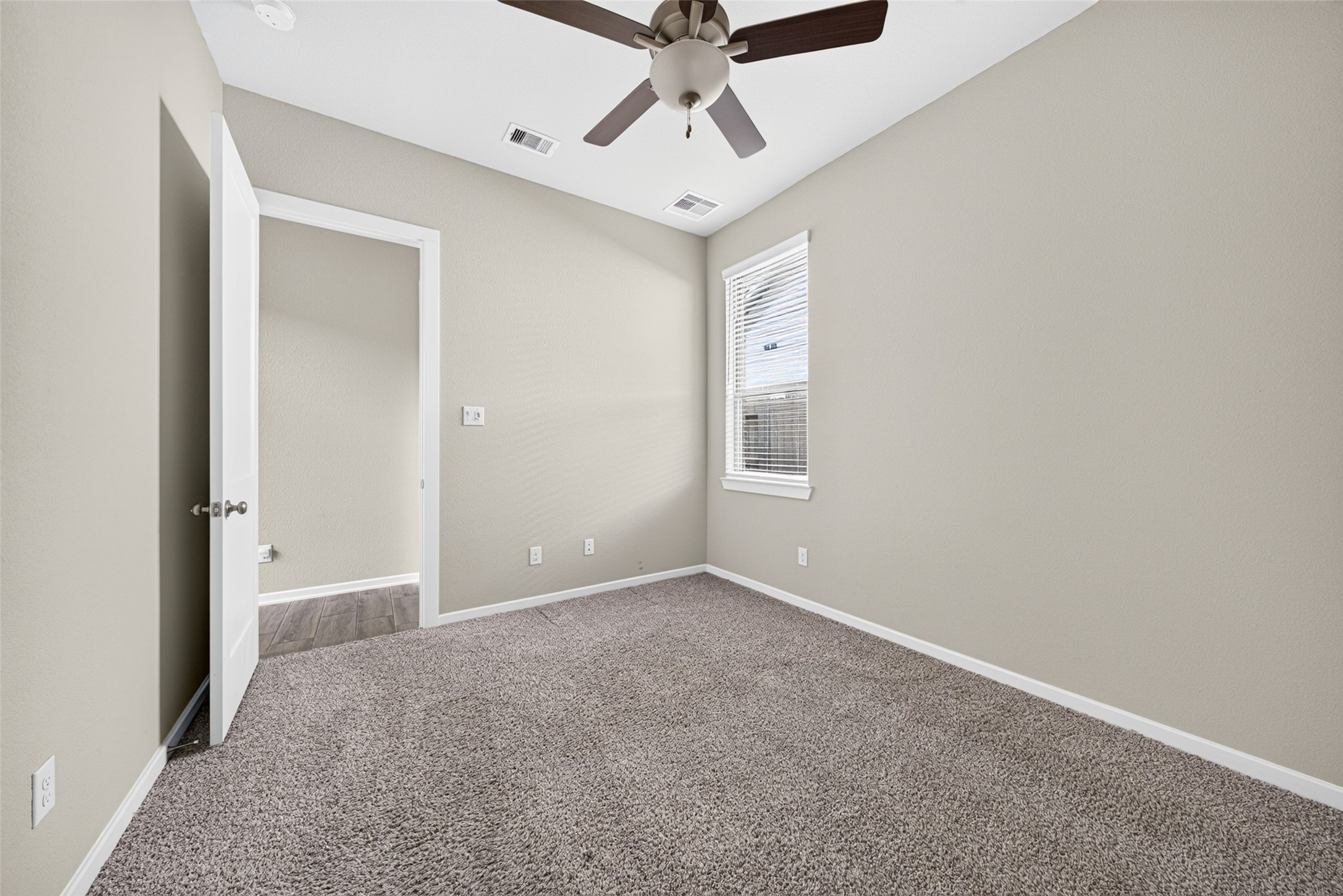 29627 Mahogany View Lane Property Photo 34