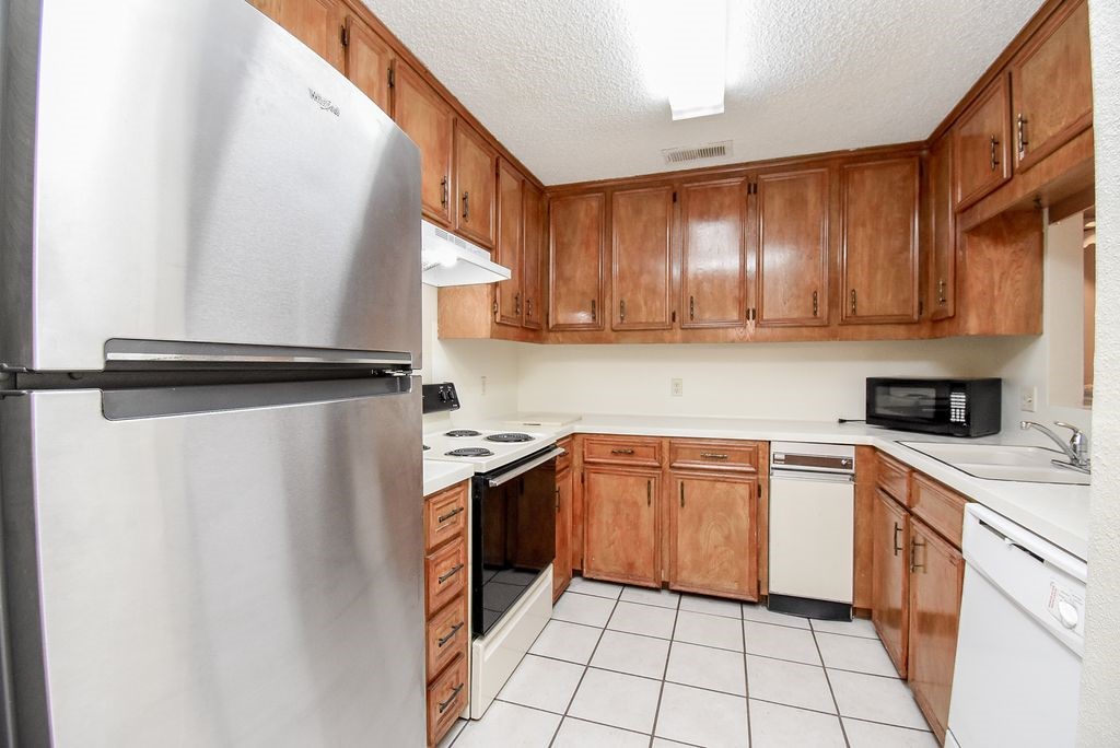 11280 Braes Forest Drive 205 Property Photo 16