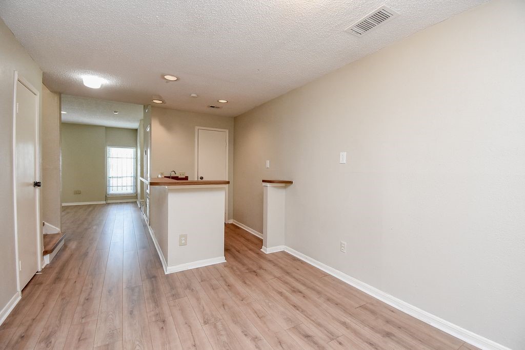 11280 Braes Forest Drive 205 Property Photo 20