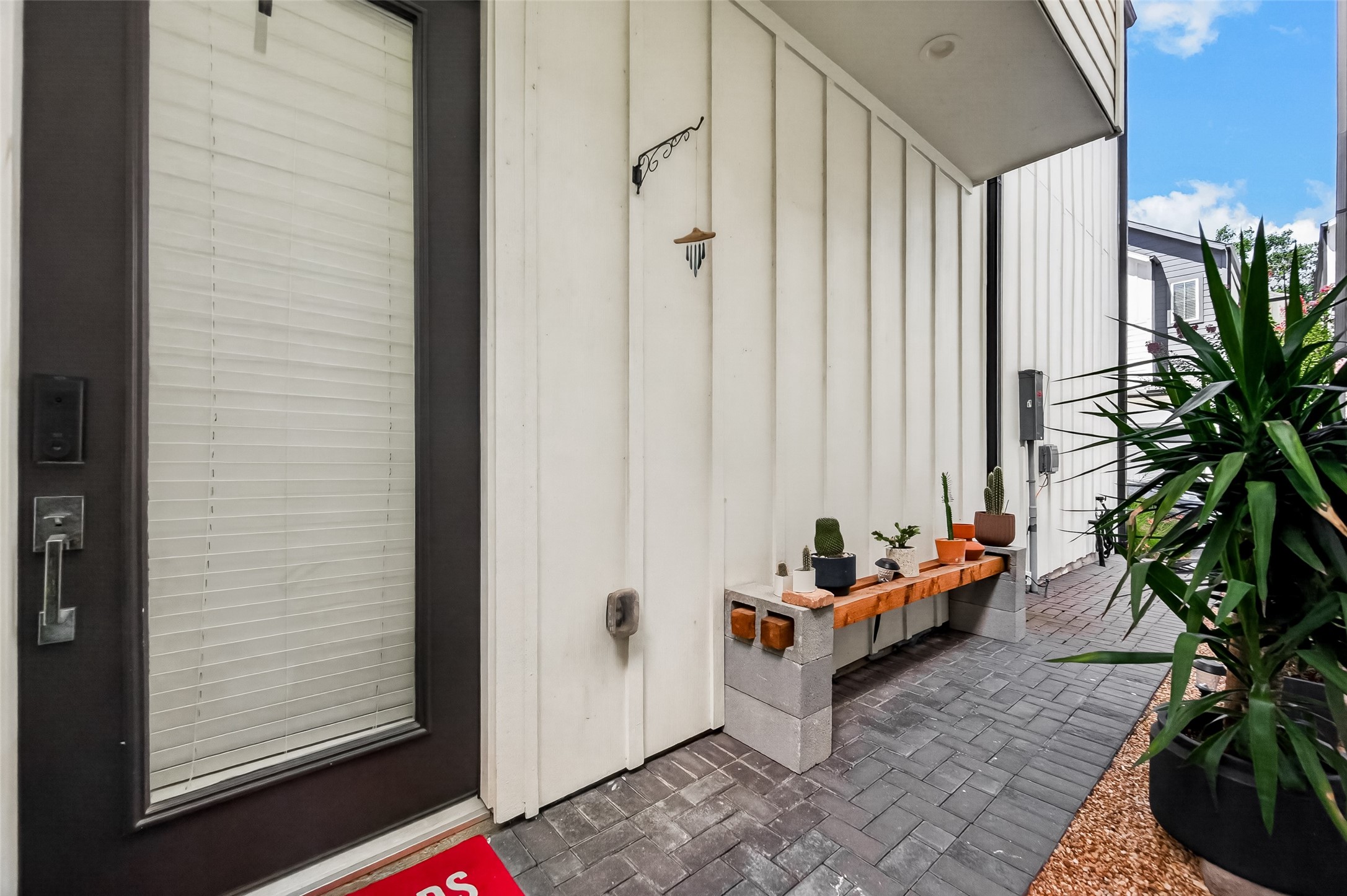 5912 Haring Lane Property Photo 2