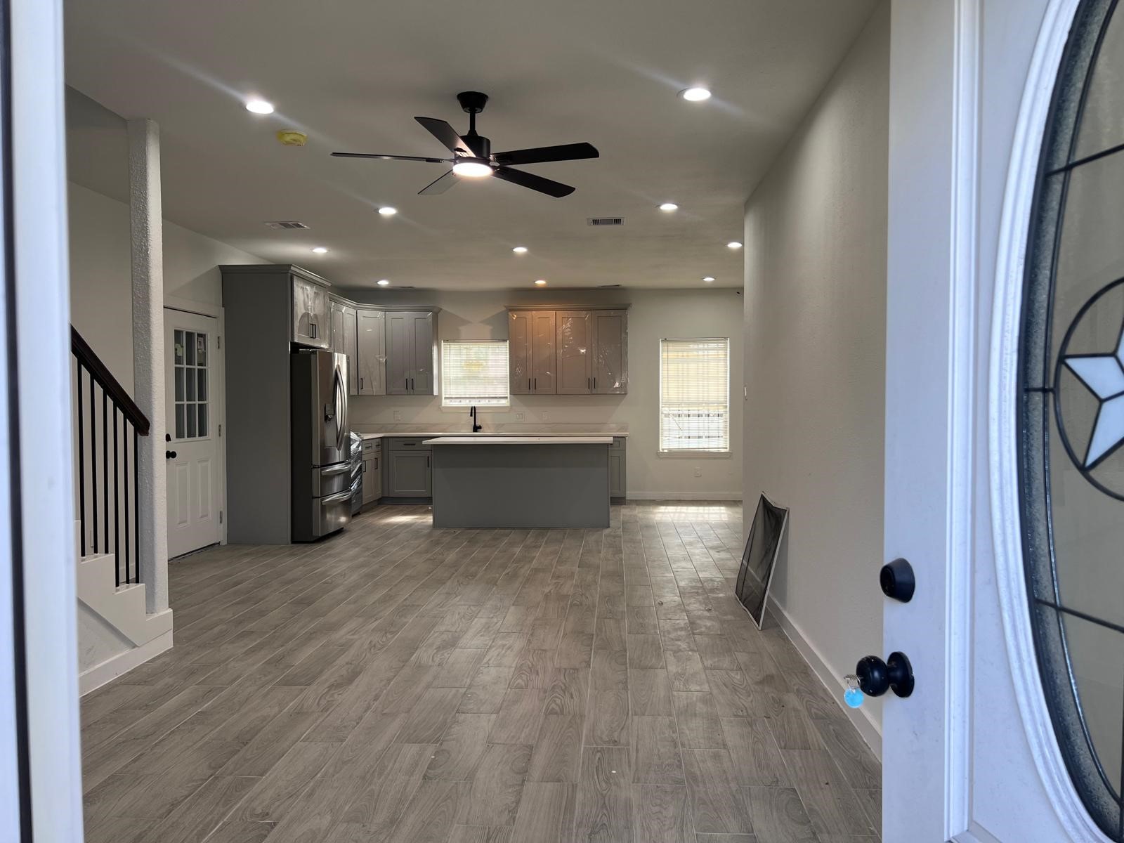 9210 Martell Street Property Photo 8