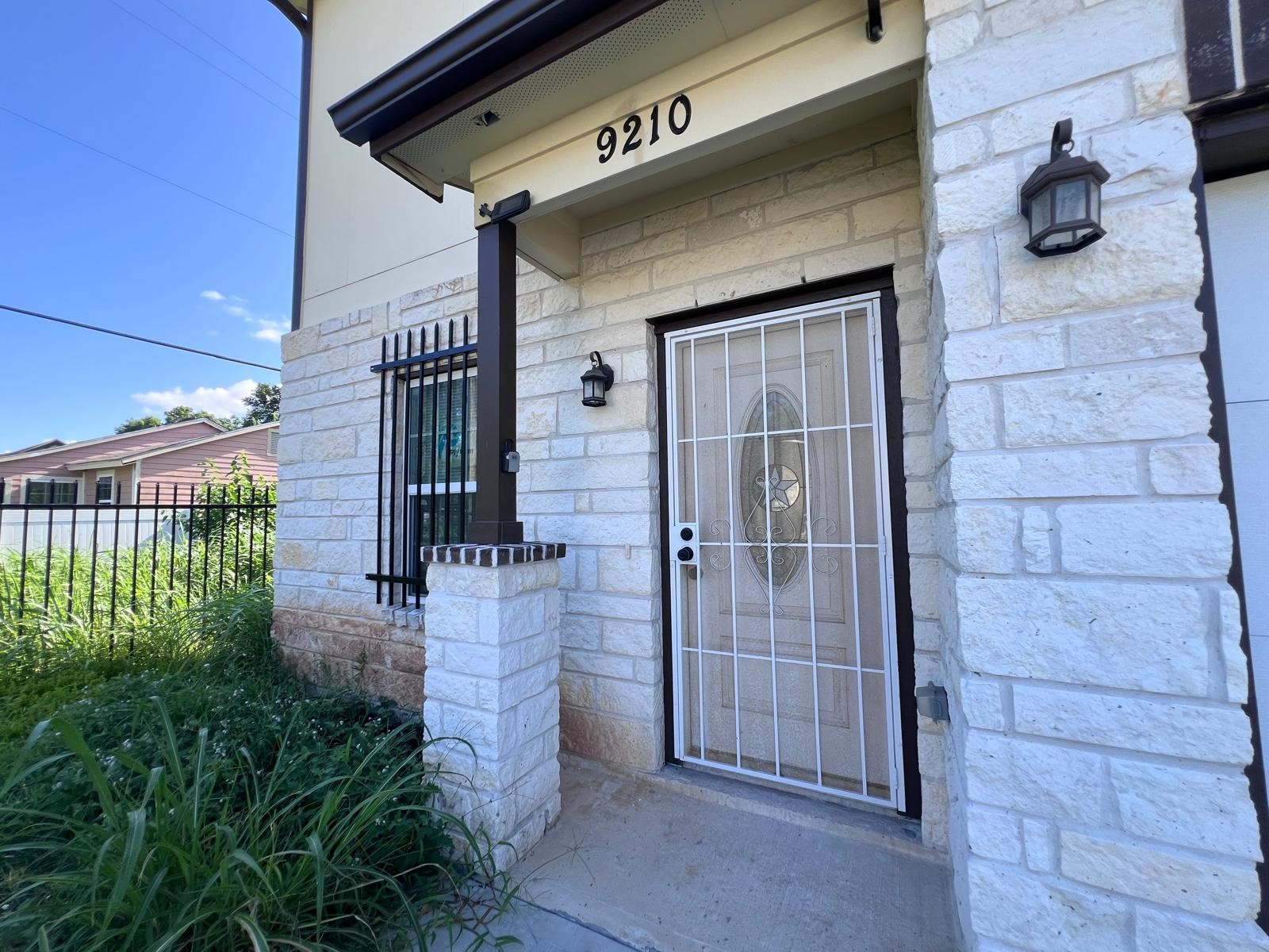 9210 Martell Street Property Photo 23