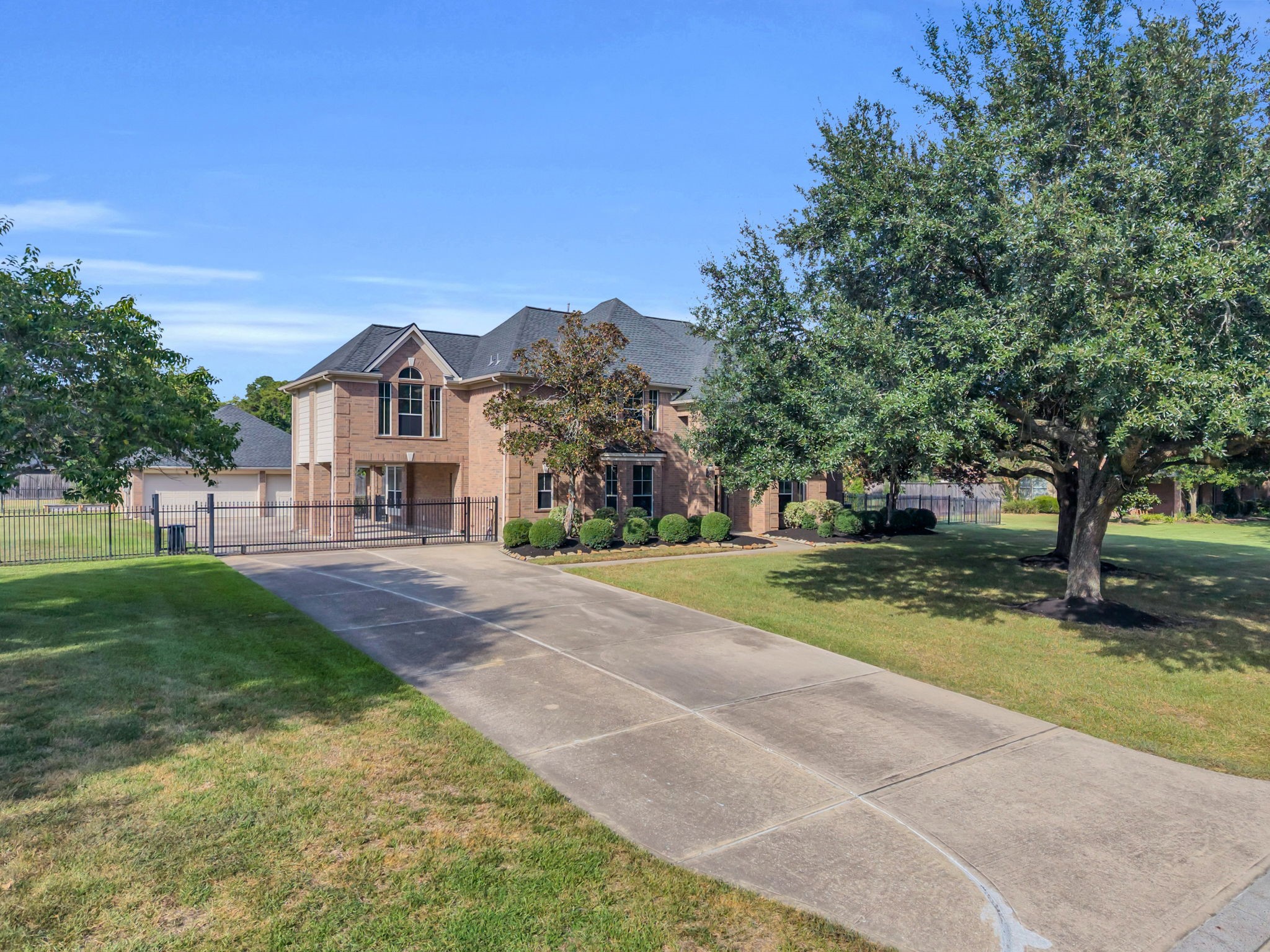 17314 Rosevale Court Property Photo 3