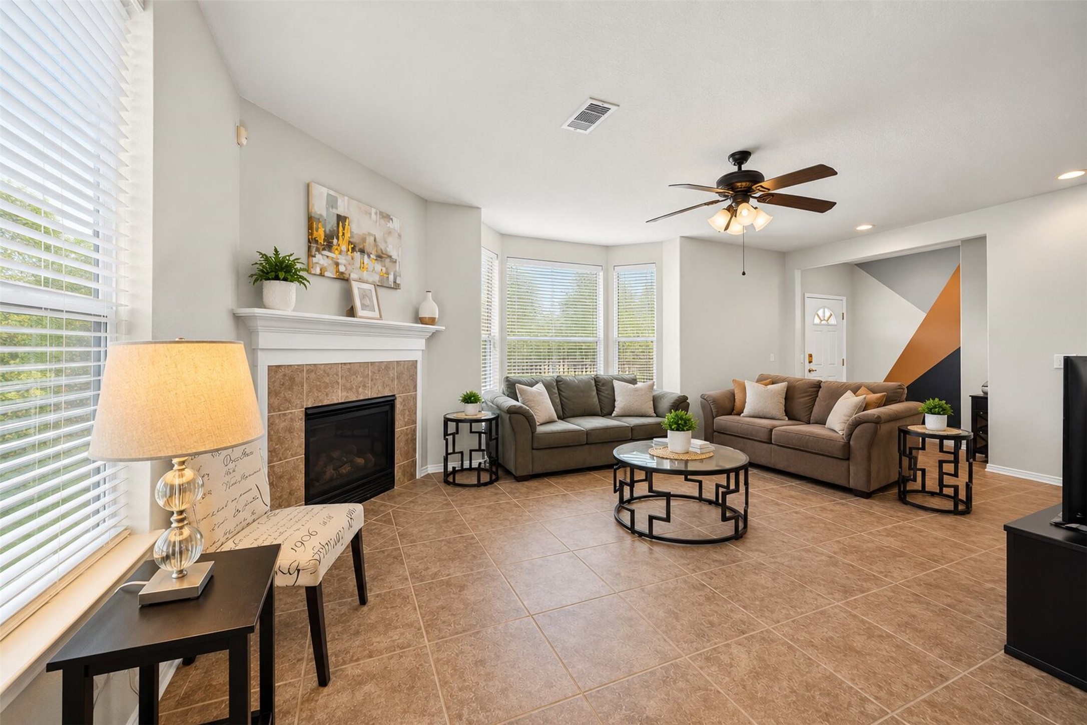 13600 Breton Ridge Street 17d Property Photo 6
