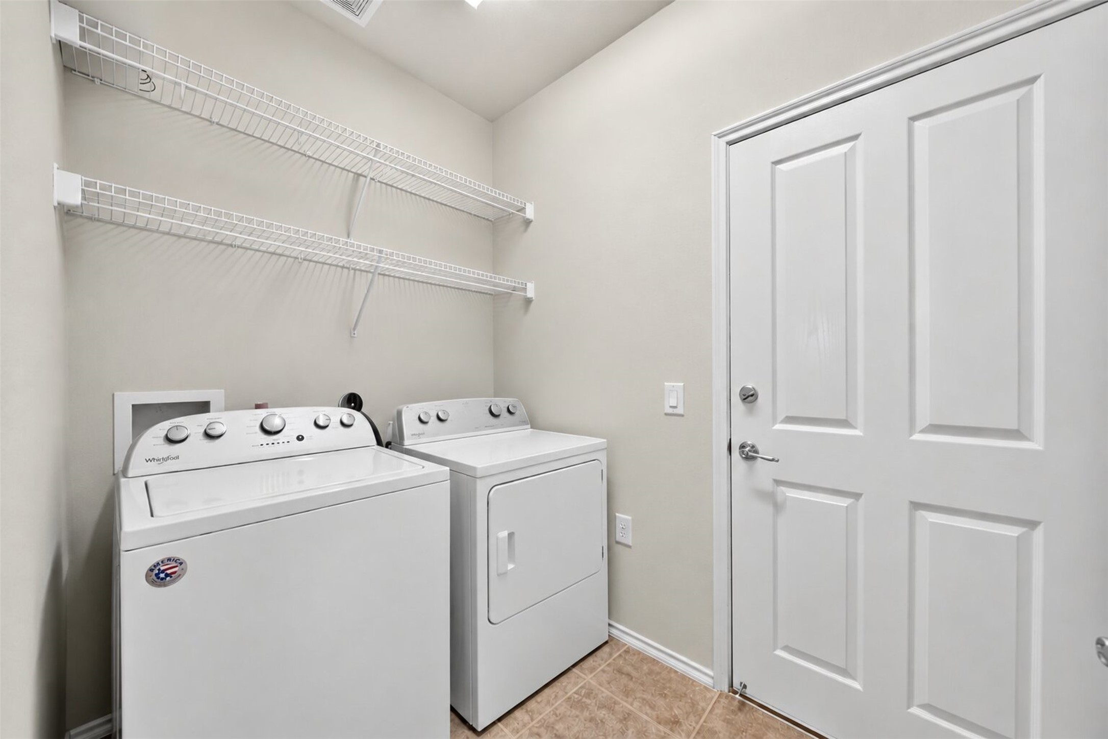 13600 Breton Ridge Street 17d Property Photo 12