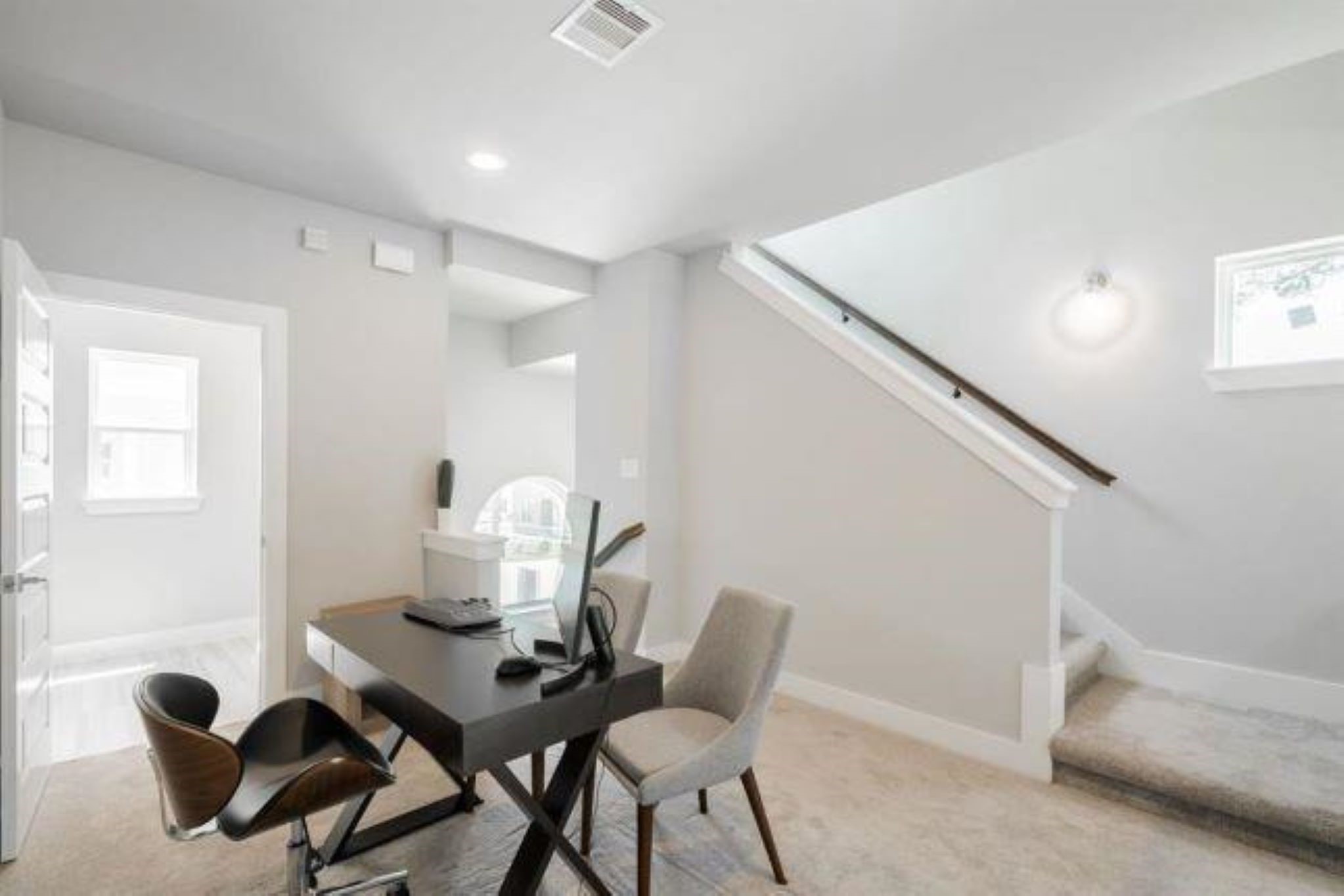 1414 W 34th 1/2 Street Property Photo 14