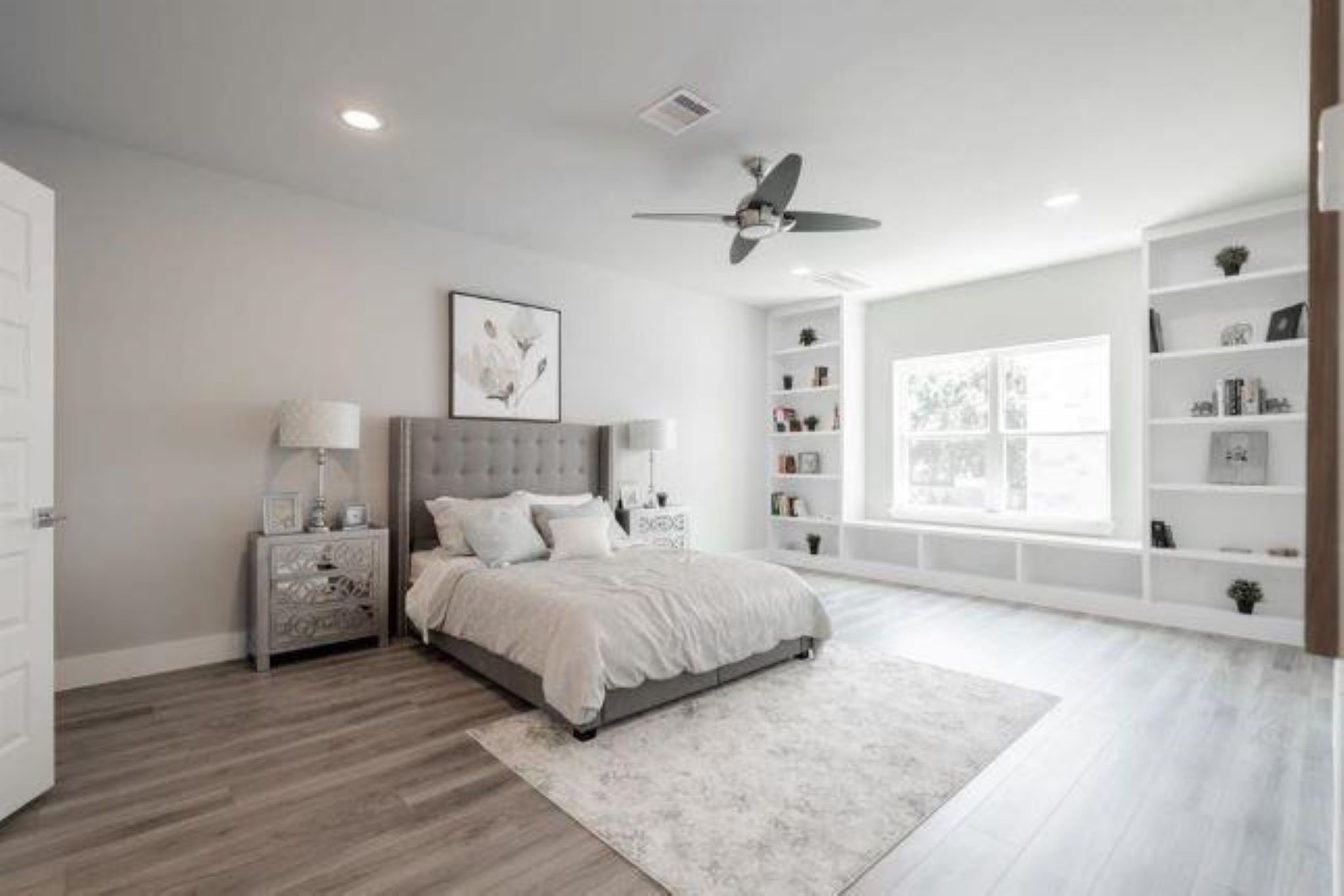 1414 W 34th 1/2 Street Property Photo 19