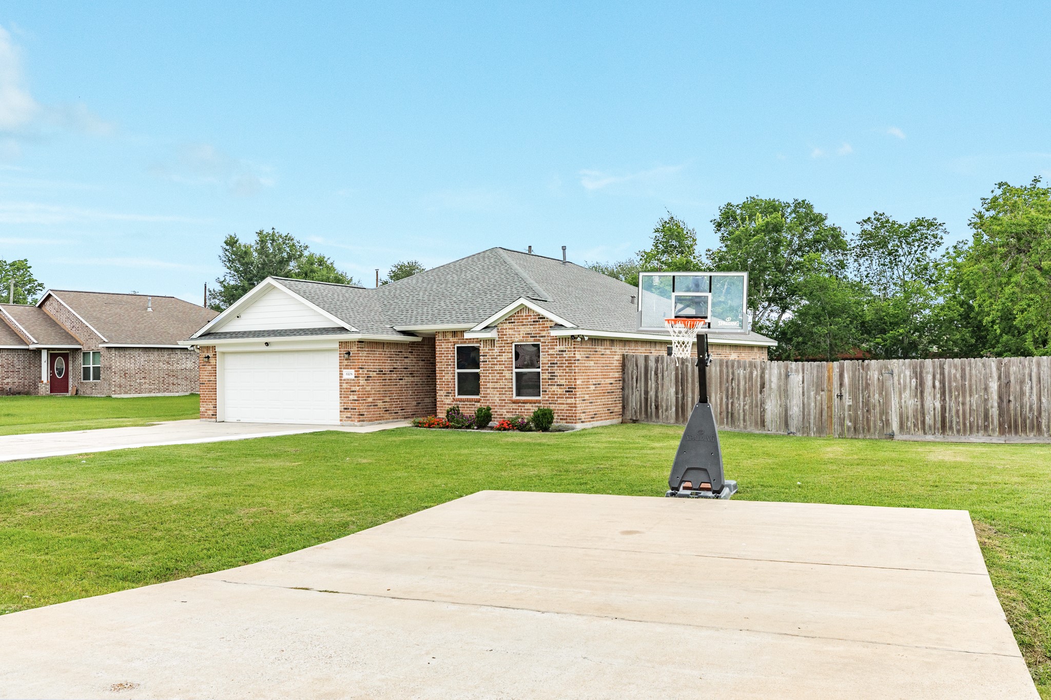6108 Fox Ridge Drive Property Photo 3