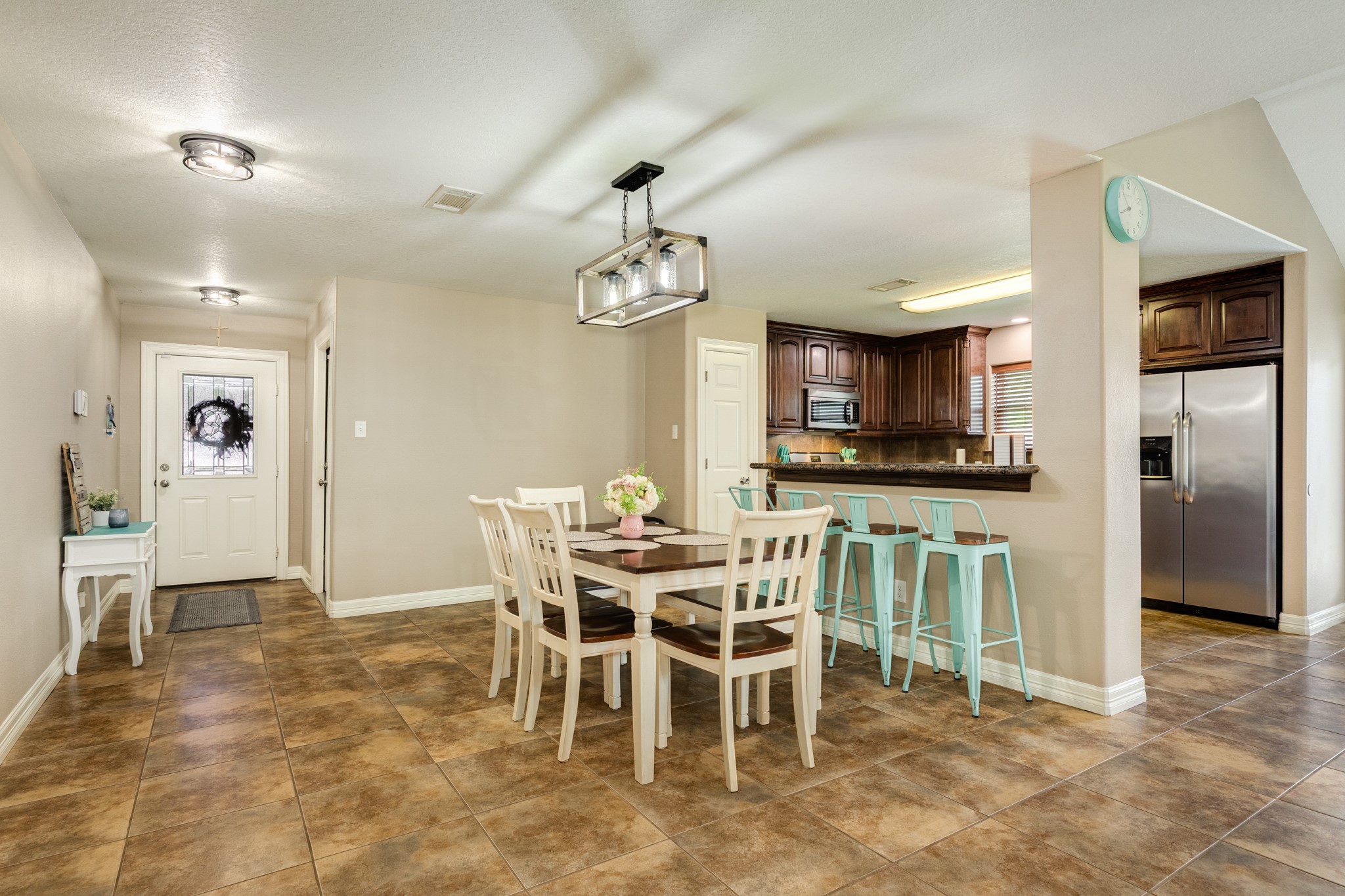 6108 Fox Ridge Drive Property Photo 5