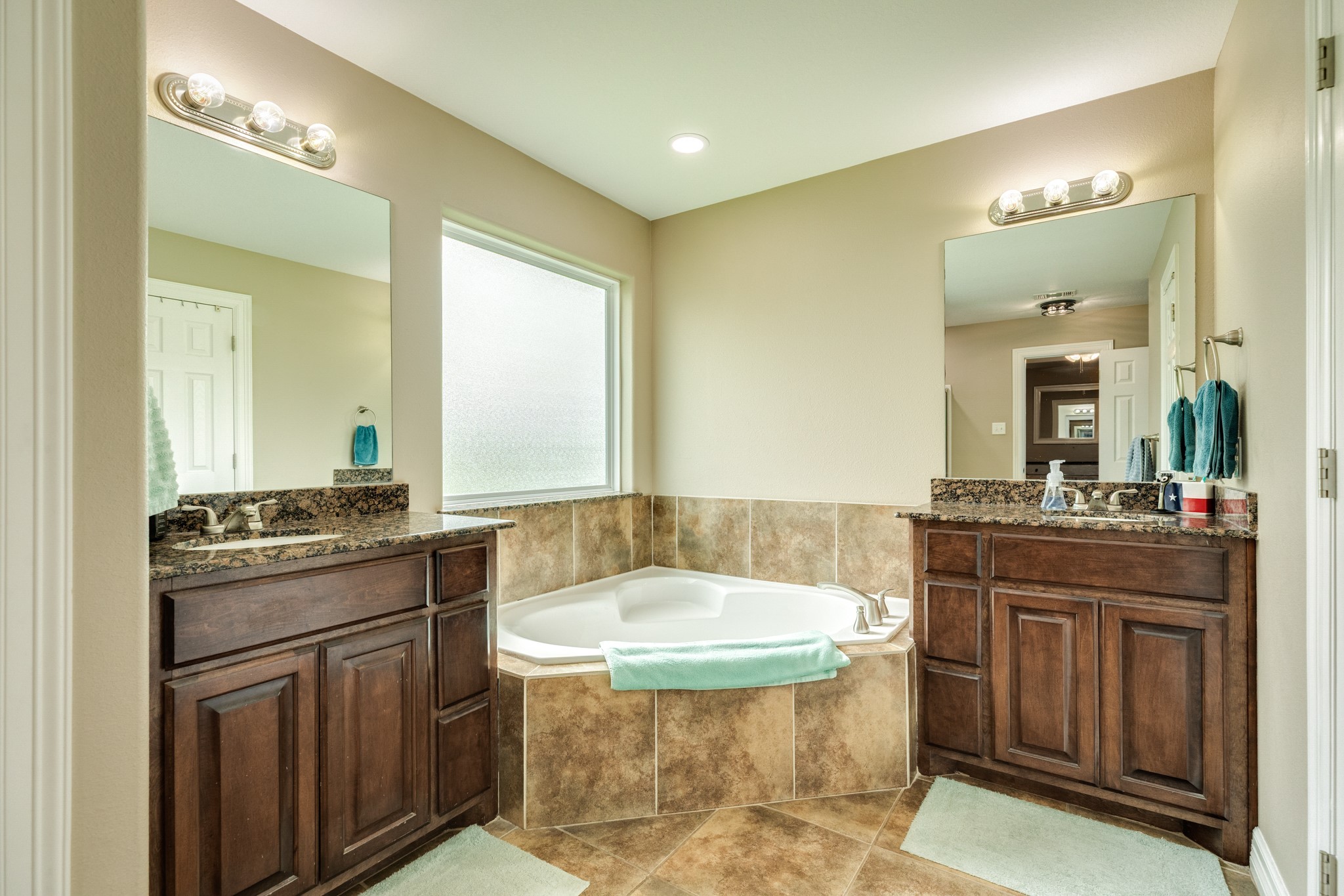 6108 Fox Ridge Drive Property Photo 19
