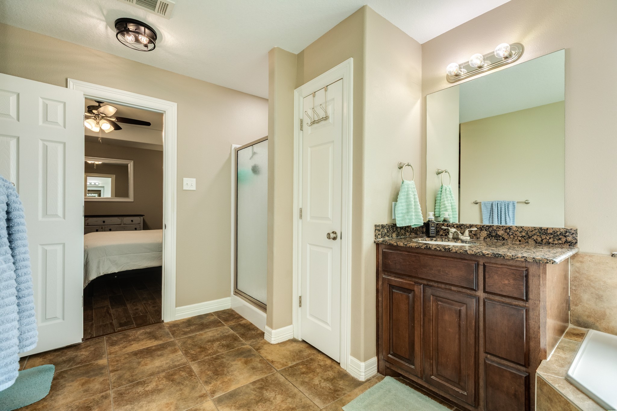6108 Fox Ridge Drive Property Photo 20