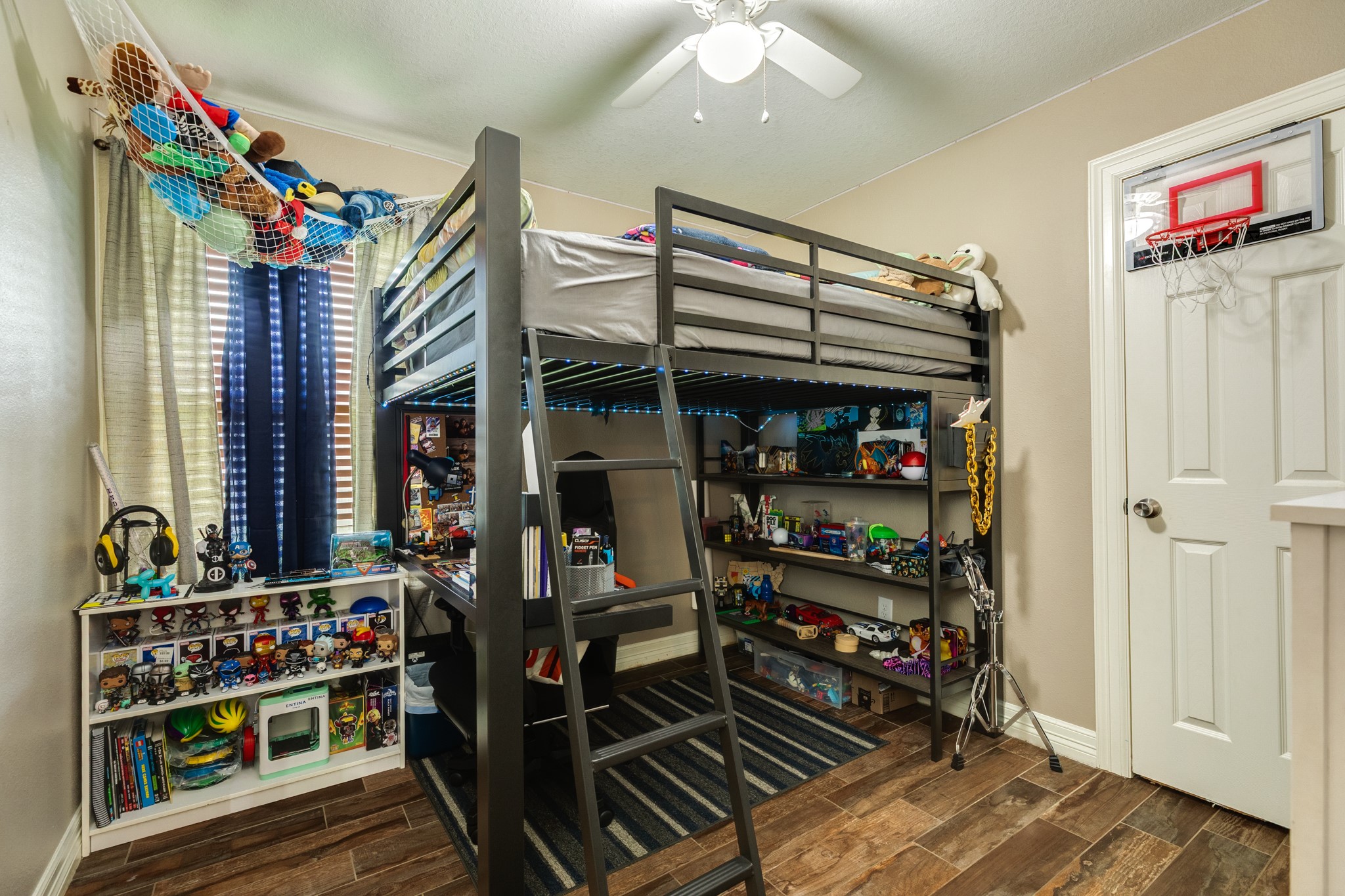 6108 Fox Ridge Drive Property Photo 22