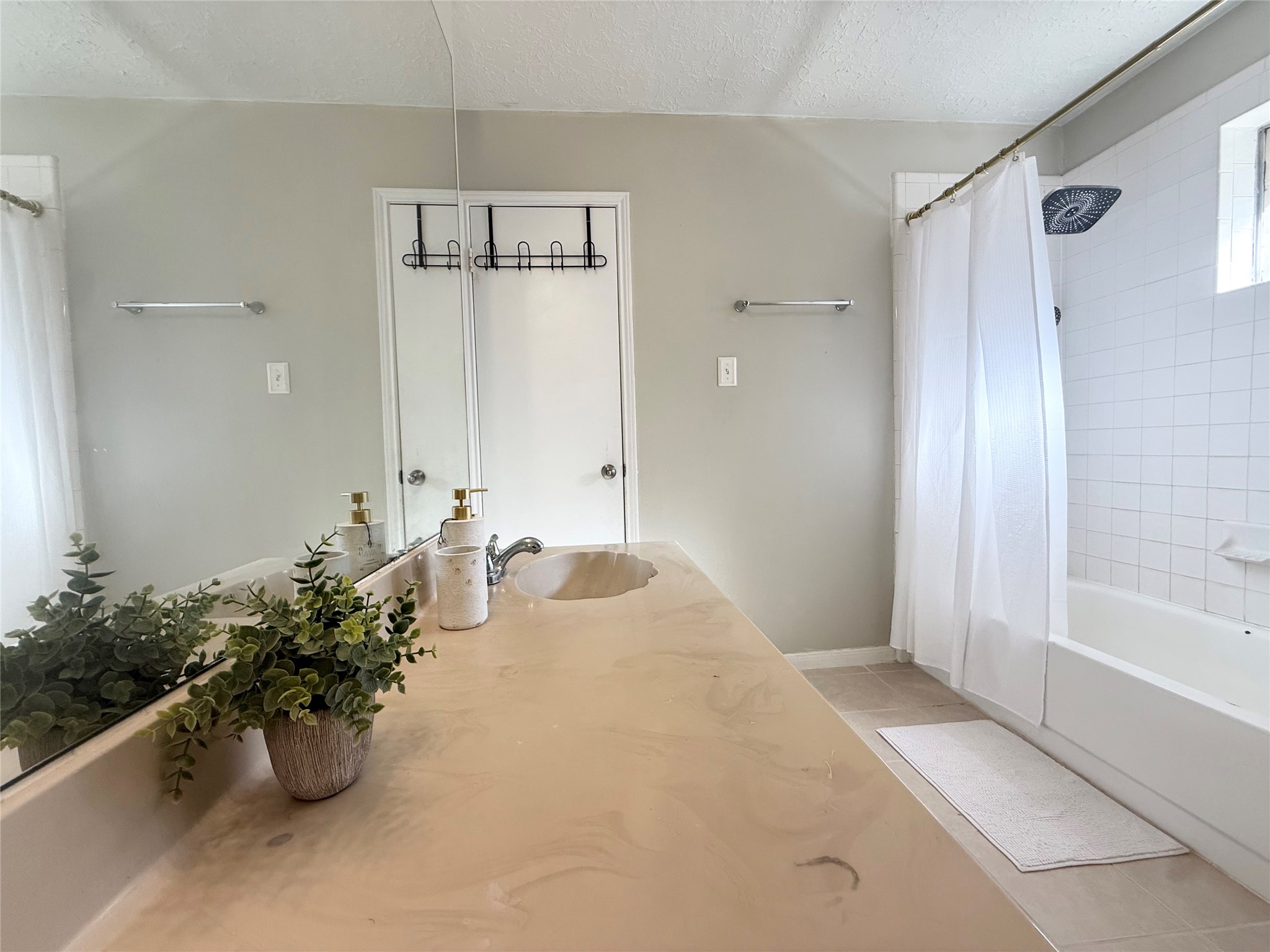 9838 Golden Eagle Street Property Photo 33