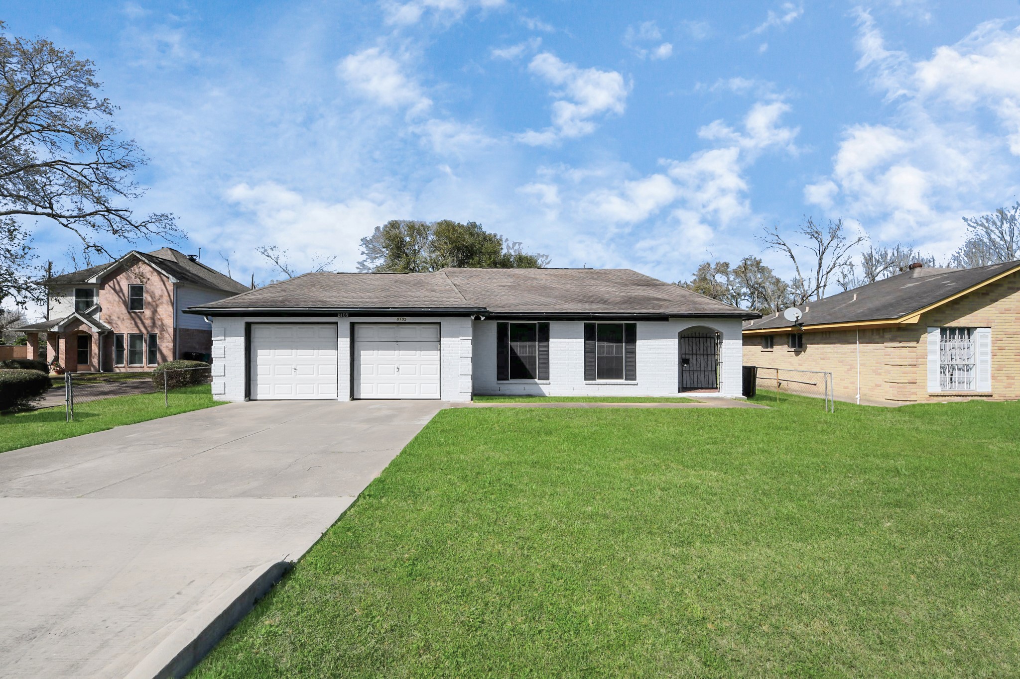 8105 Lanham Lane Property Photo