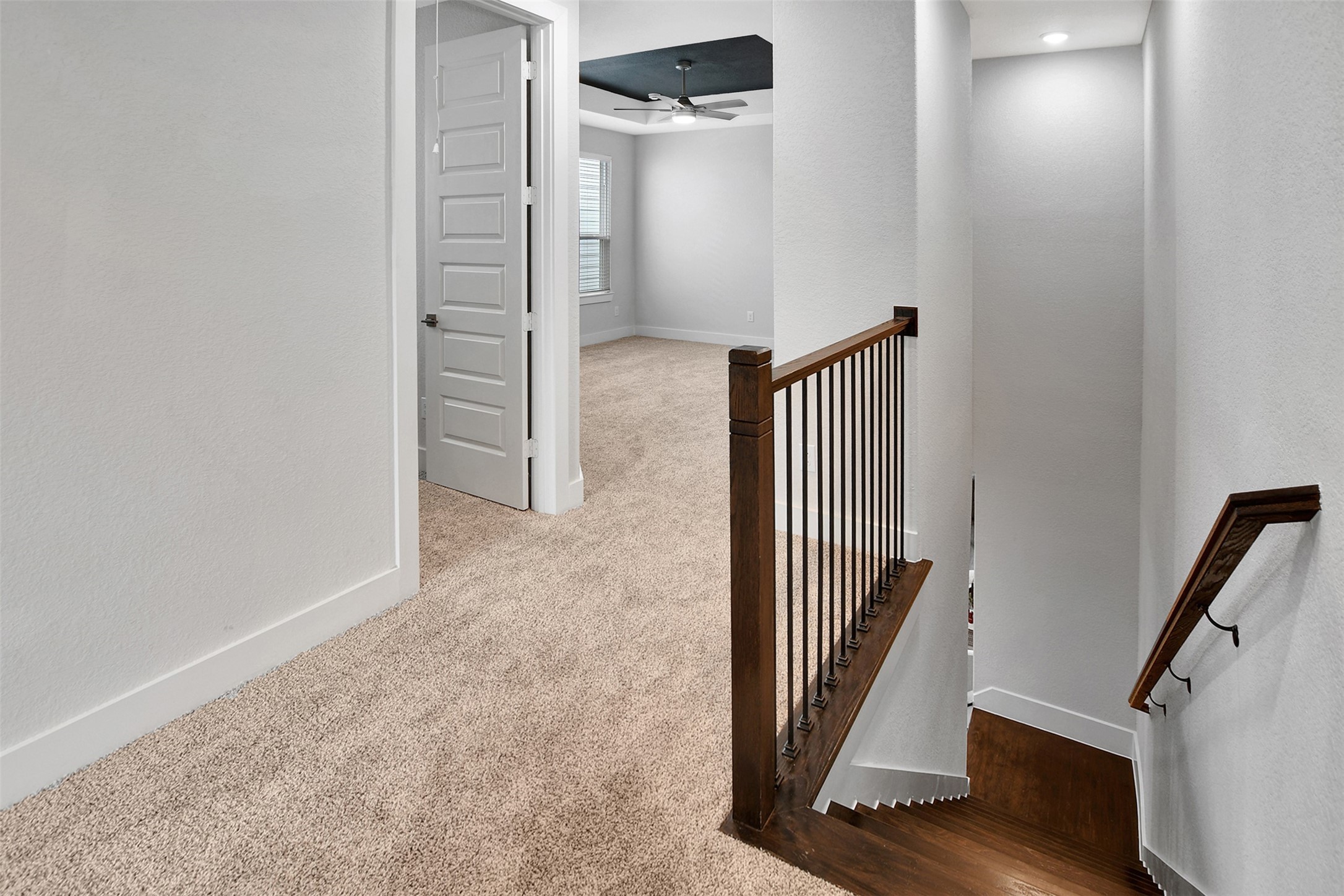 119 E 43rd Street B Property Photo 17