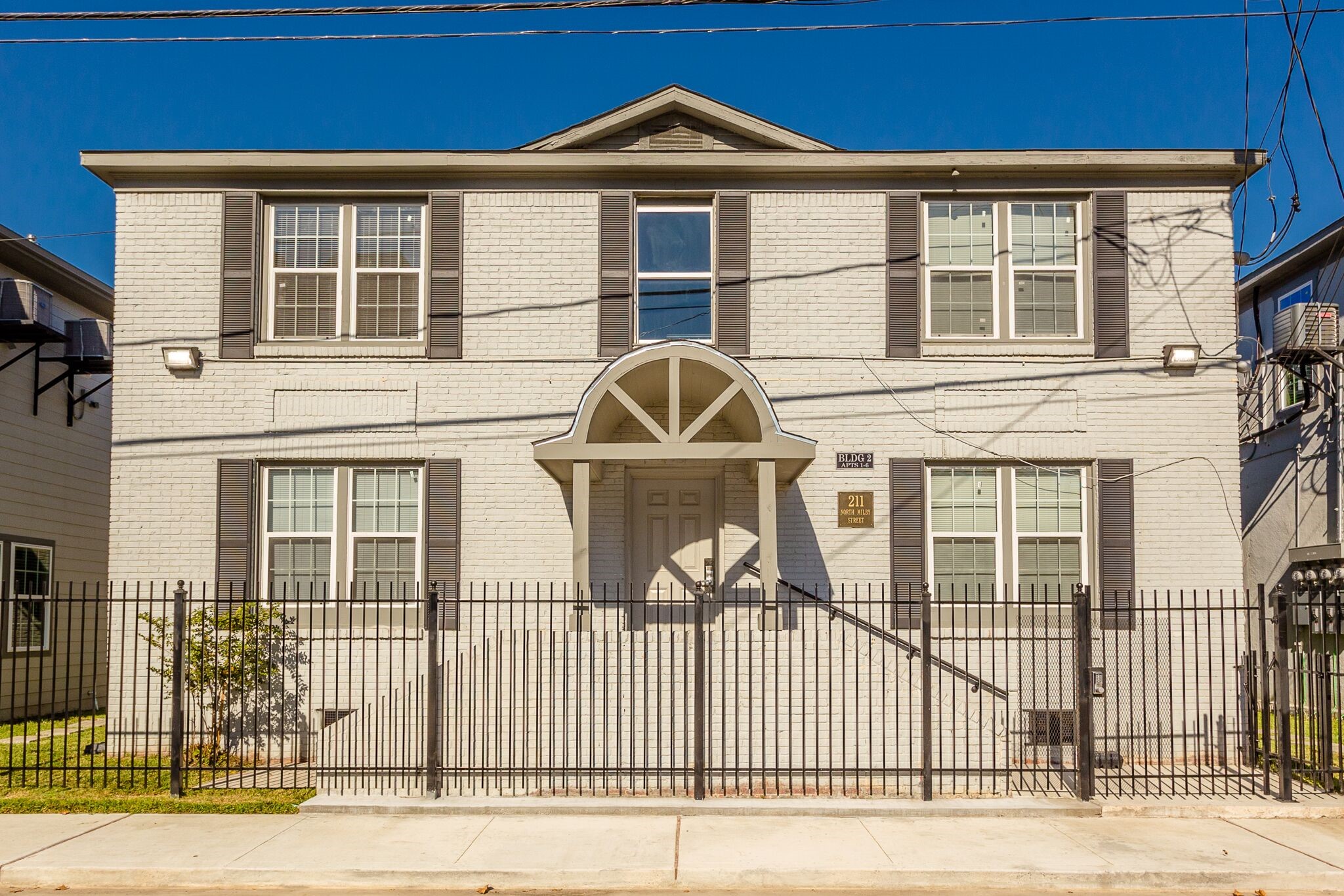 211 N Milby Street 4 Property Photo 14