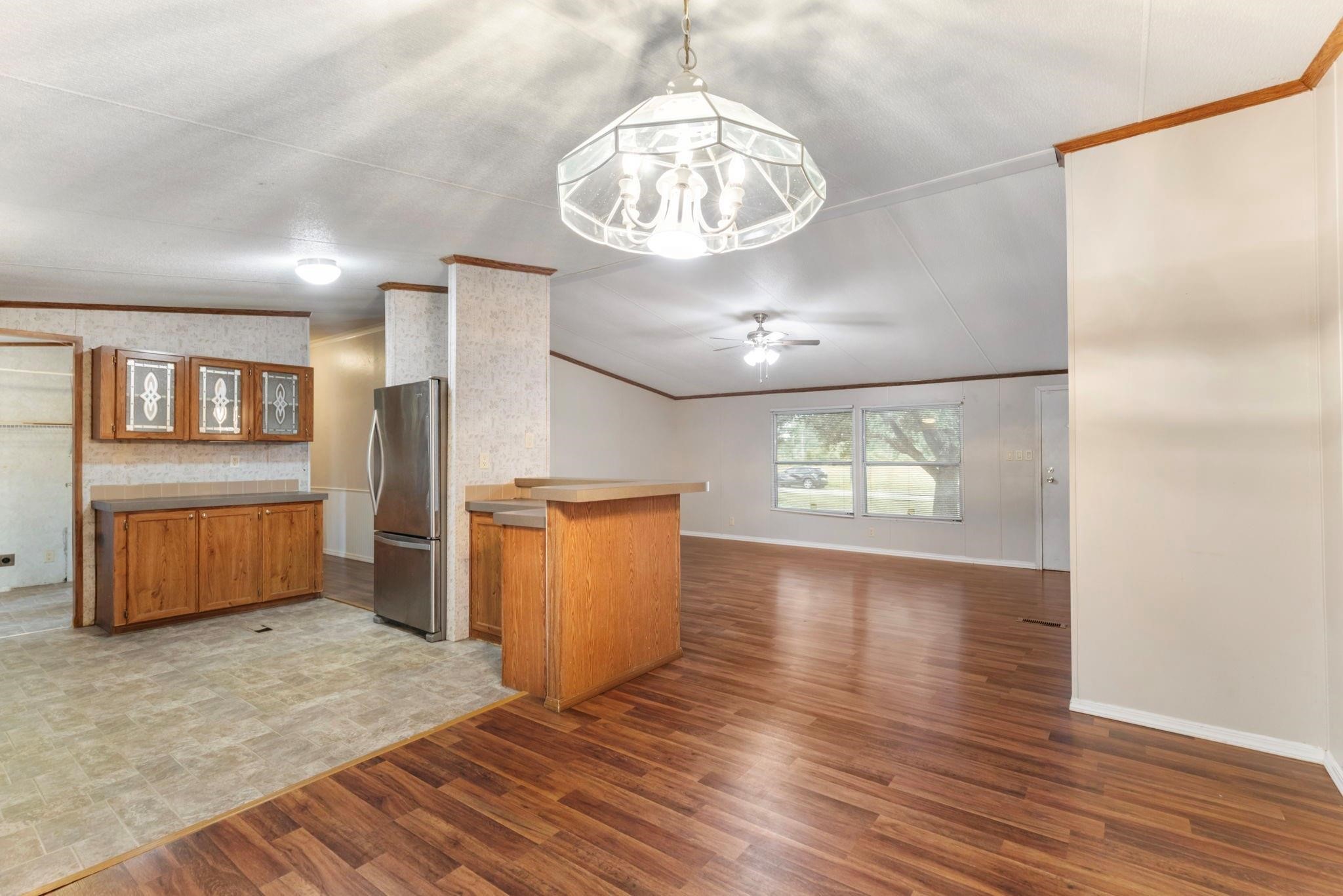 26214 Country Hollow Street Property Photo 9