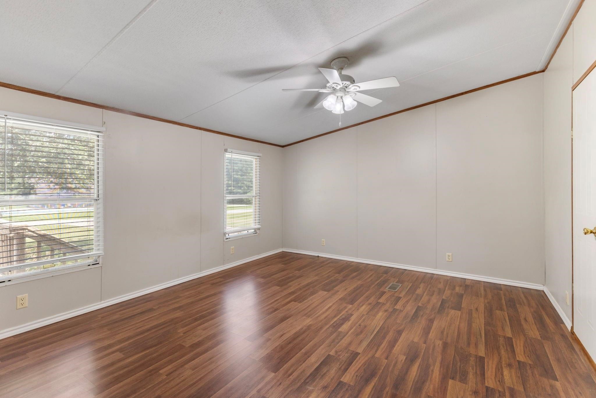 26214 Country Hollow Street Property Photo 15